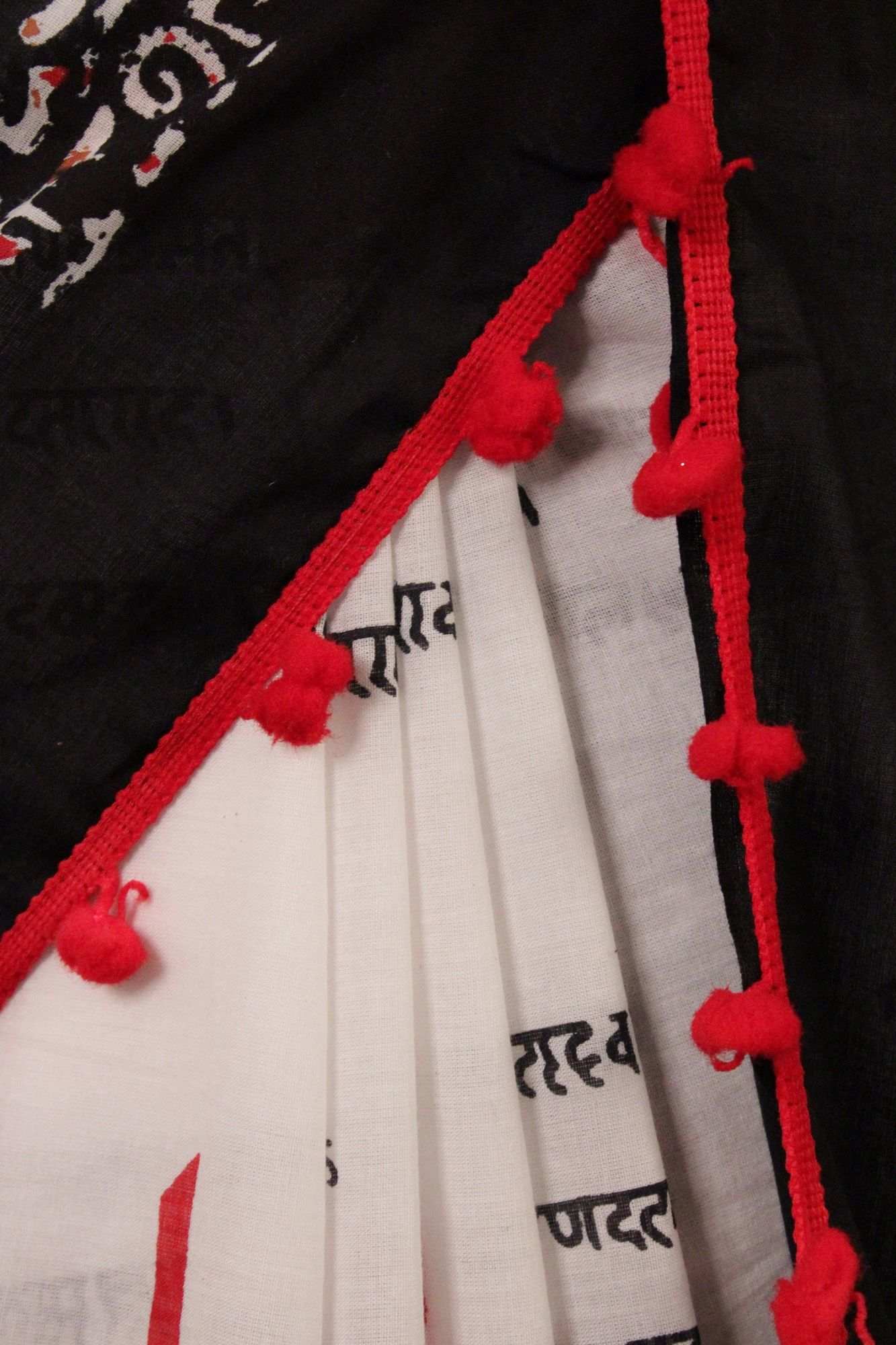 Ikkat & ajrakh jaipuri mul mul wrap in 1 min sari - Isadora Life Online Shopping Store