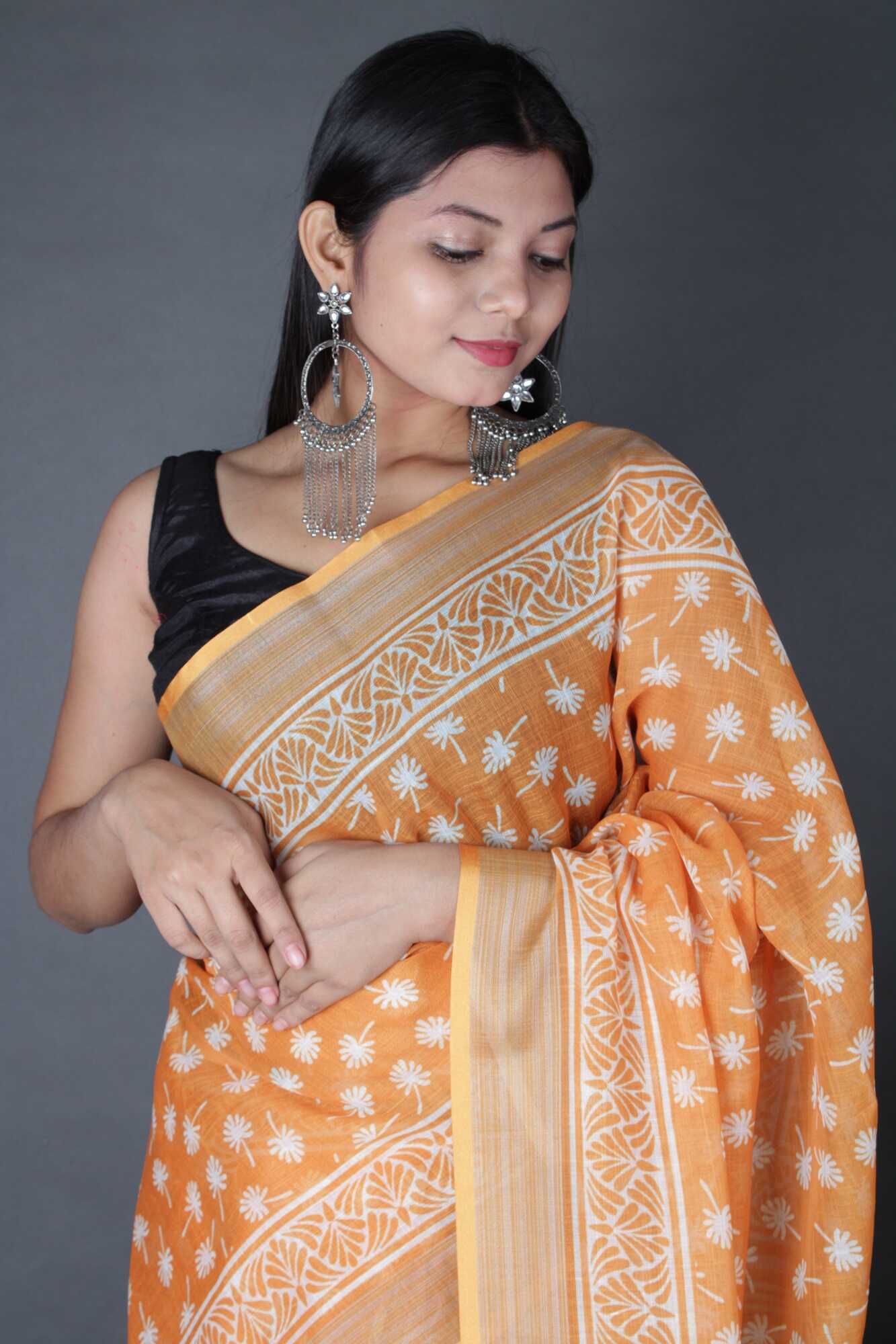 Charming Linen Digital Printed With Silver Weaving Border Wrap in 1 Minute Saree With Readymade Blouse - Isadora Life Online Shopping Store