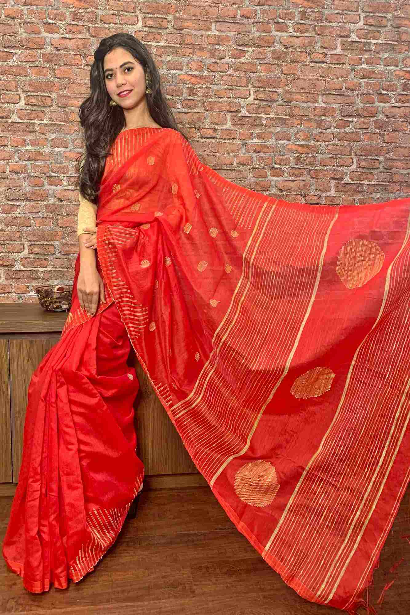 Lady in Red - Isadora Life Online Shopping Store