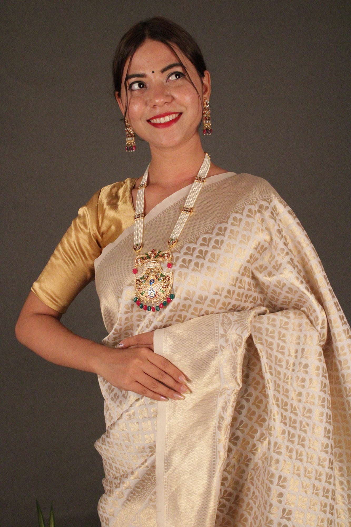 Offwhite and gold Kanjivaram Soft Silk blend Wrap in 1 minute saree - Isadora Life Online Shopping Store