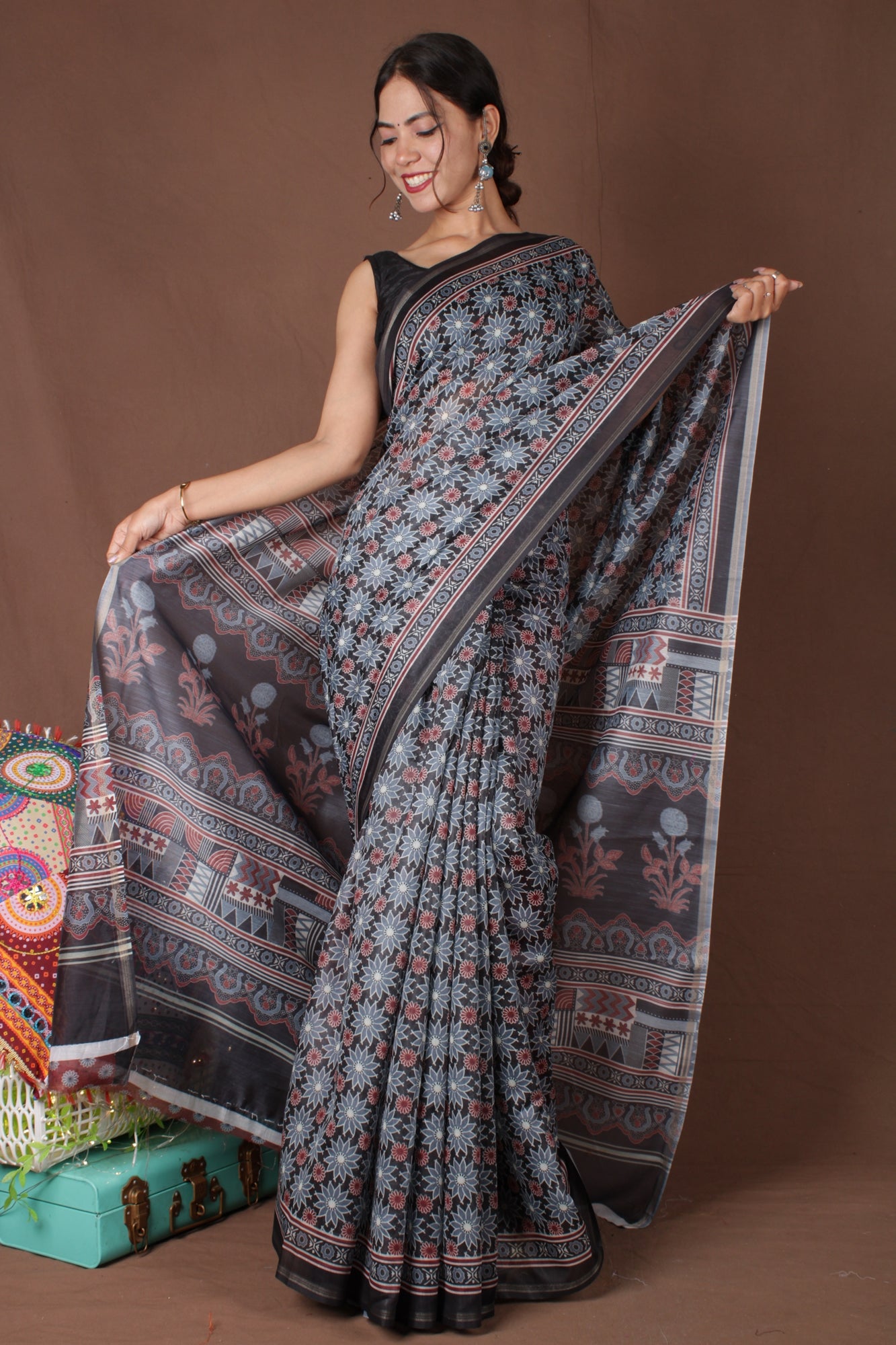 Exquisite Black & Grey Printed Beautiful Pallu Wrap in 1 Minute Drape Saree With Readymade Blouse - Isadora Life Online Shopping Store