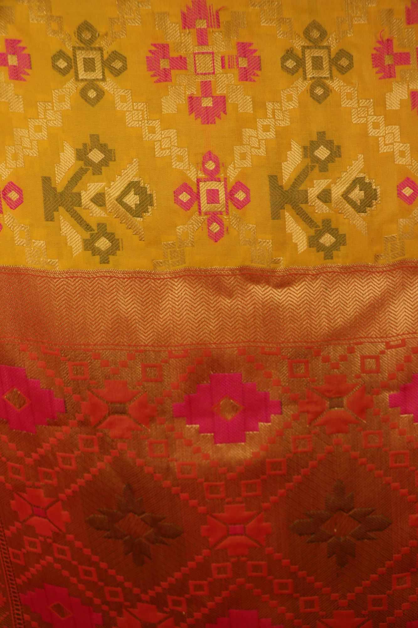 Patola banarasi woven zari border and pallu wrap in 1 minute saree - Isadora Life Online Shopping Store