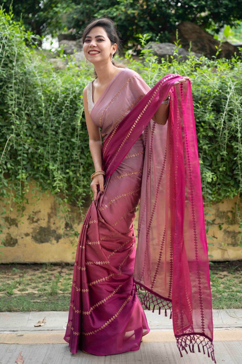 One minute hotsell saree for wedding