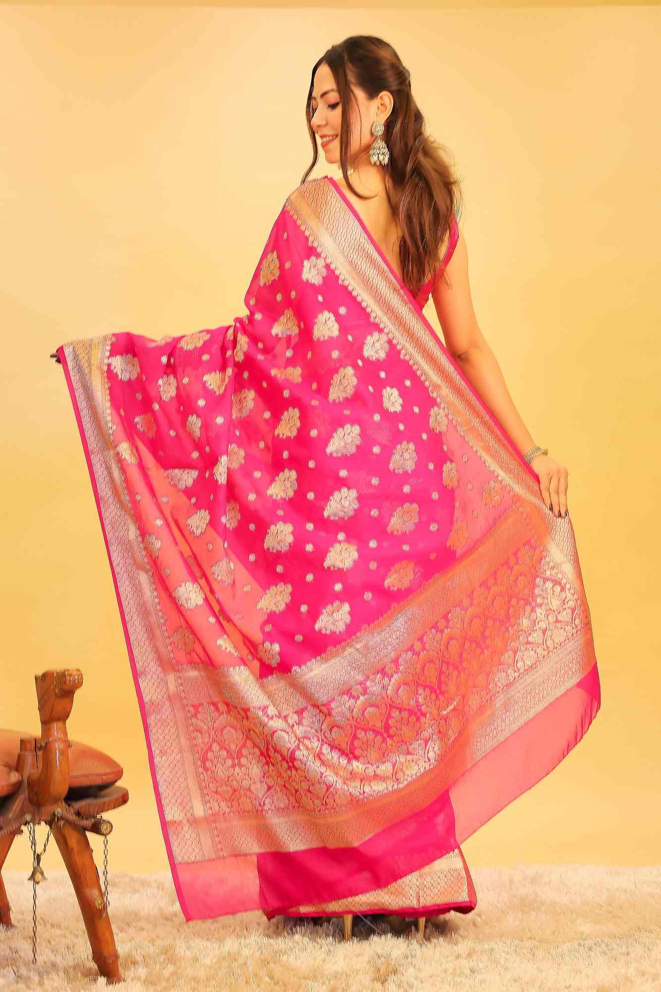 Exquisite Rani Pink Semi Katan Silk Saree with Intricate All-Over Butas and Ornate Palla, Adorned with Luxurious Tassels – A Ready-to-Wear Saree