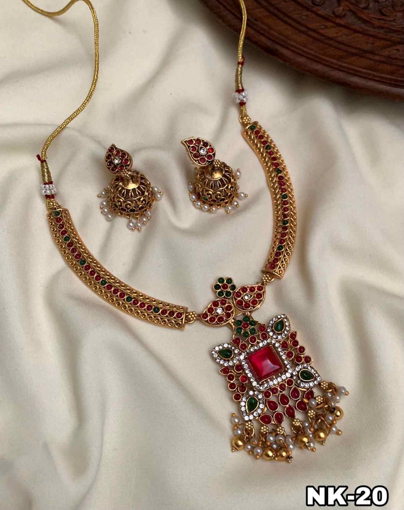 MULTI COLOR ANTIQUE JEWELLRY SET WITH JHUMKA