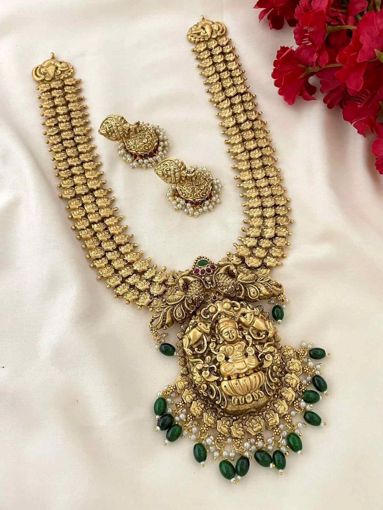 Traditional Temple Jewelry Set Antique Necklace Set With Earrings & Contrast Green Pearl