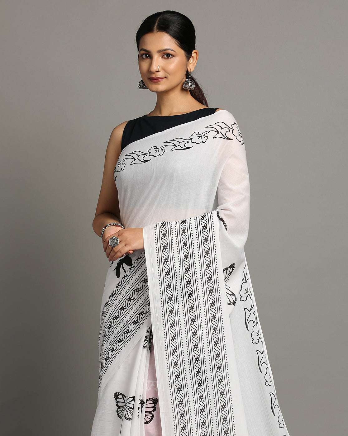 White Black Pure cotton Printed Saree with blouse piece | SHOBITAM
