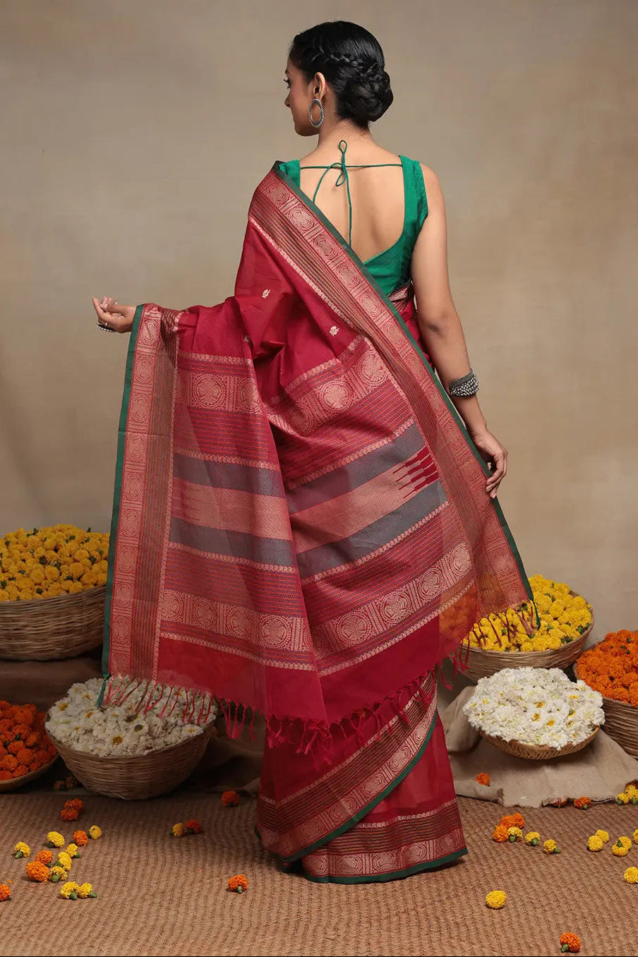 Handloom Magenta Pure Cotton Kanchi Saree | Shobitam