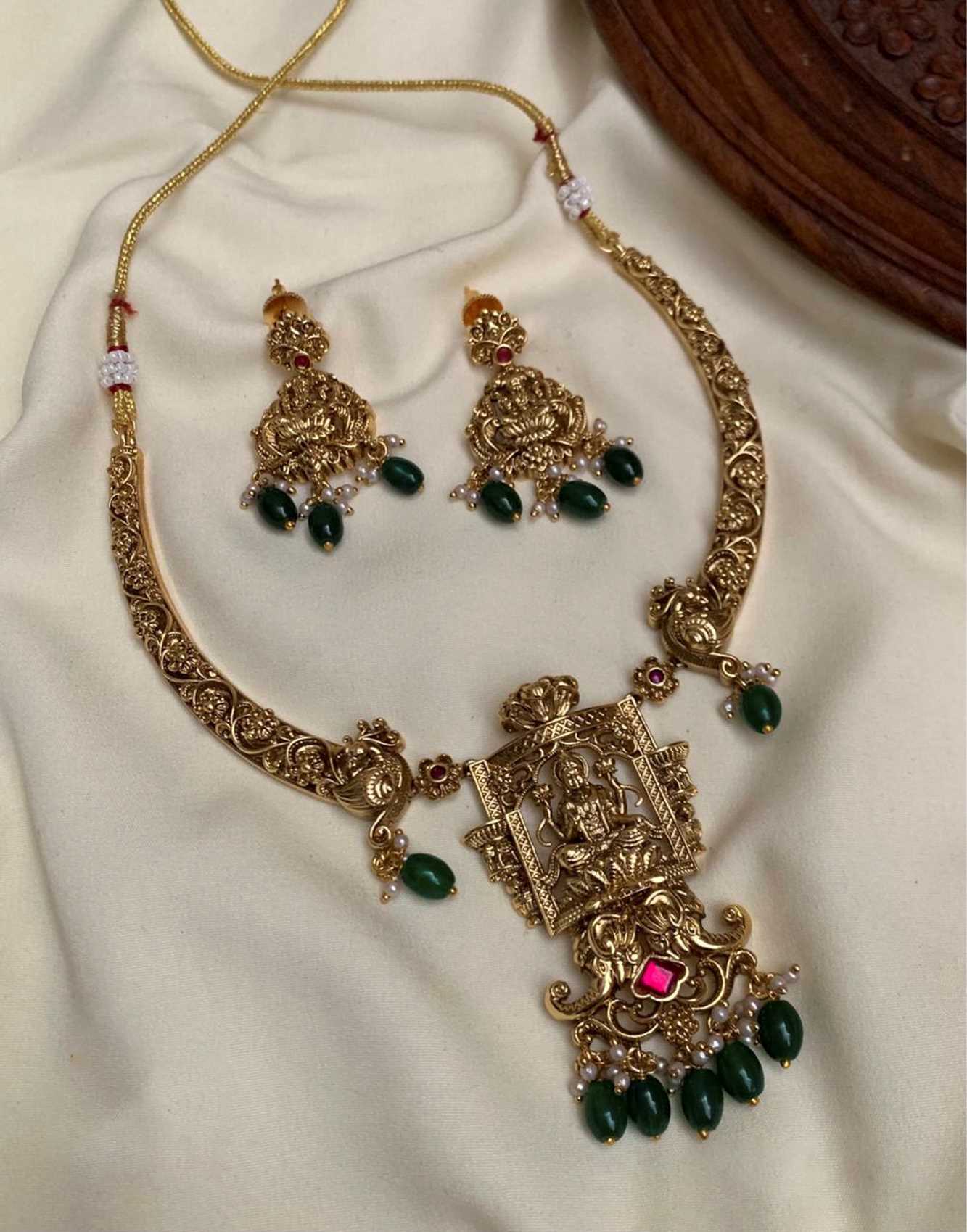 ANTIQUE GODDESS LAKSHMI NECKLACE WITH EARRING