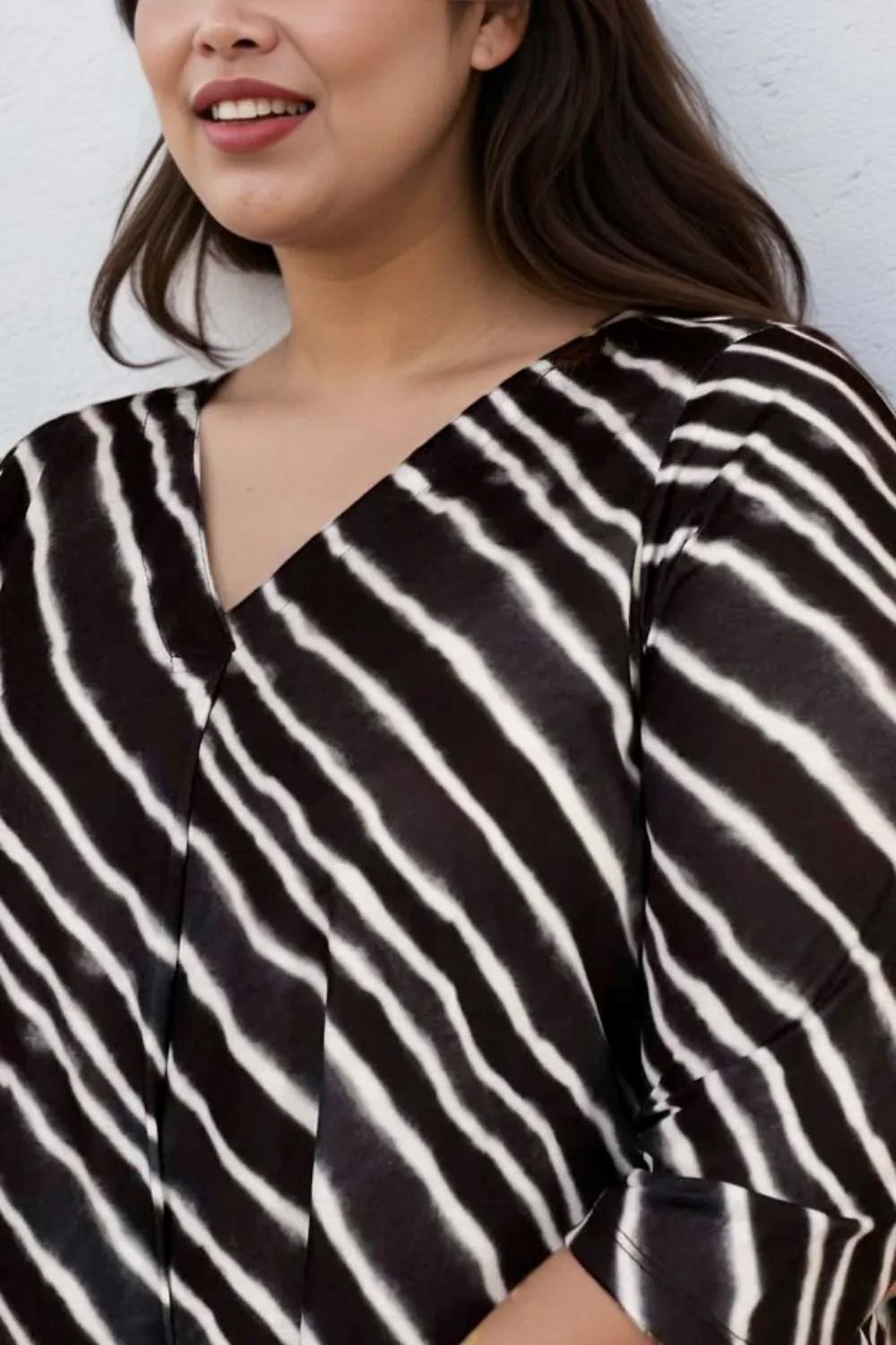 Plus Size Black Wavy Stripes Top in Soft knitted fabric | Made to Order