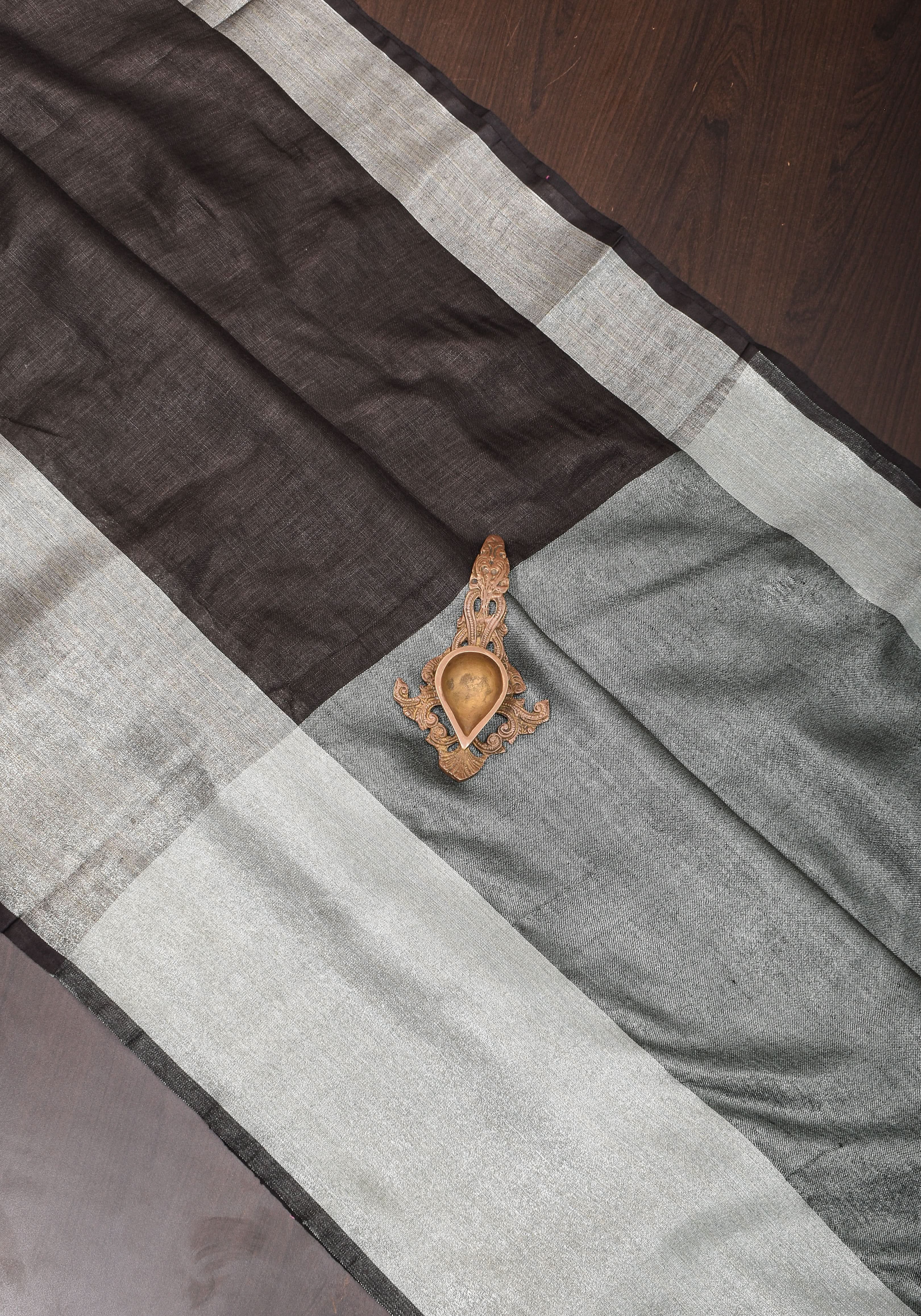 Black Linen by Linen Saree with Wide Border | Shobitam