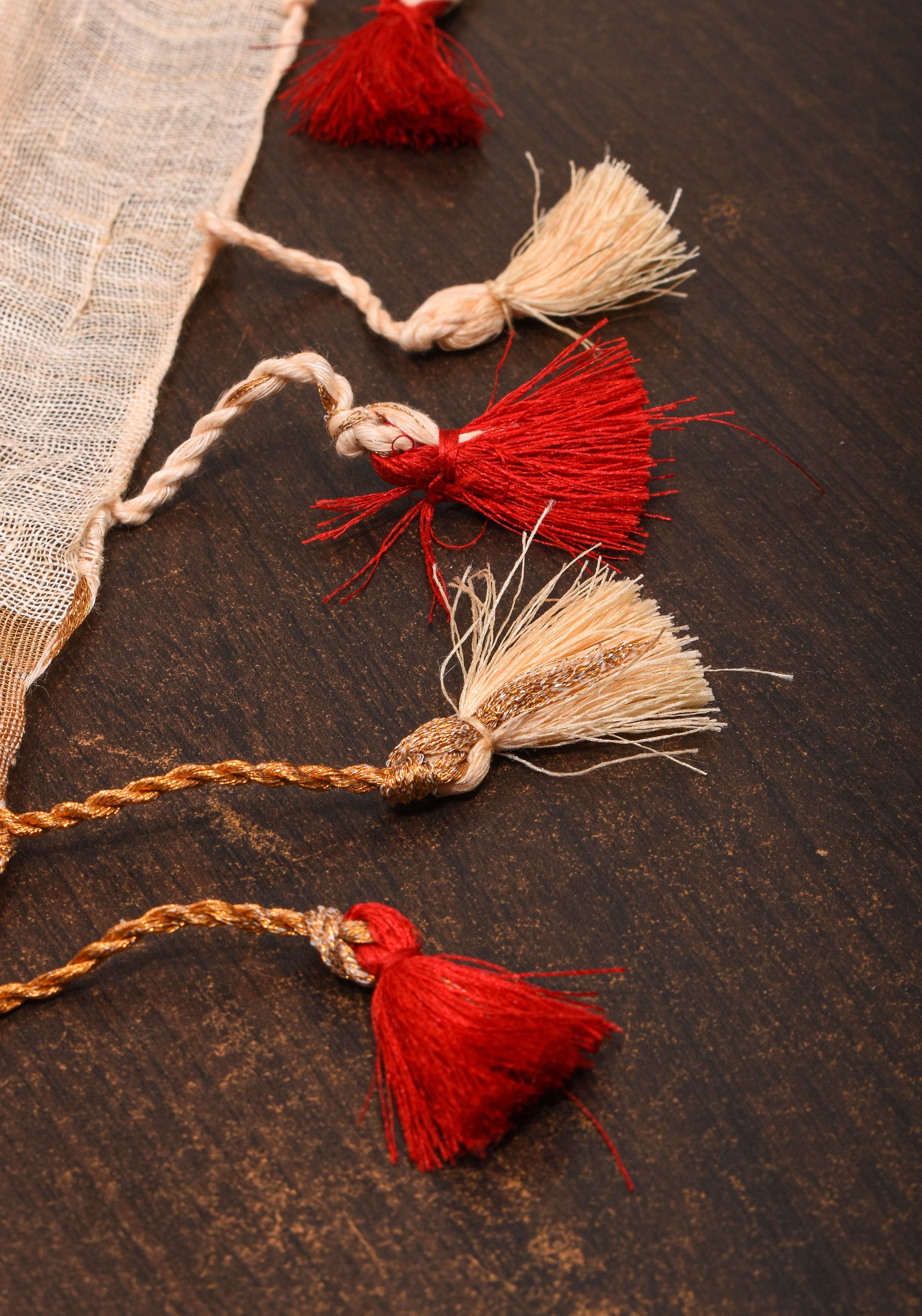 Ivory Ganga Jamuna Zari Border Pure Linen by Linen Saree | Shobitam