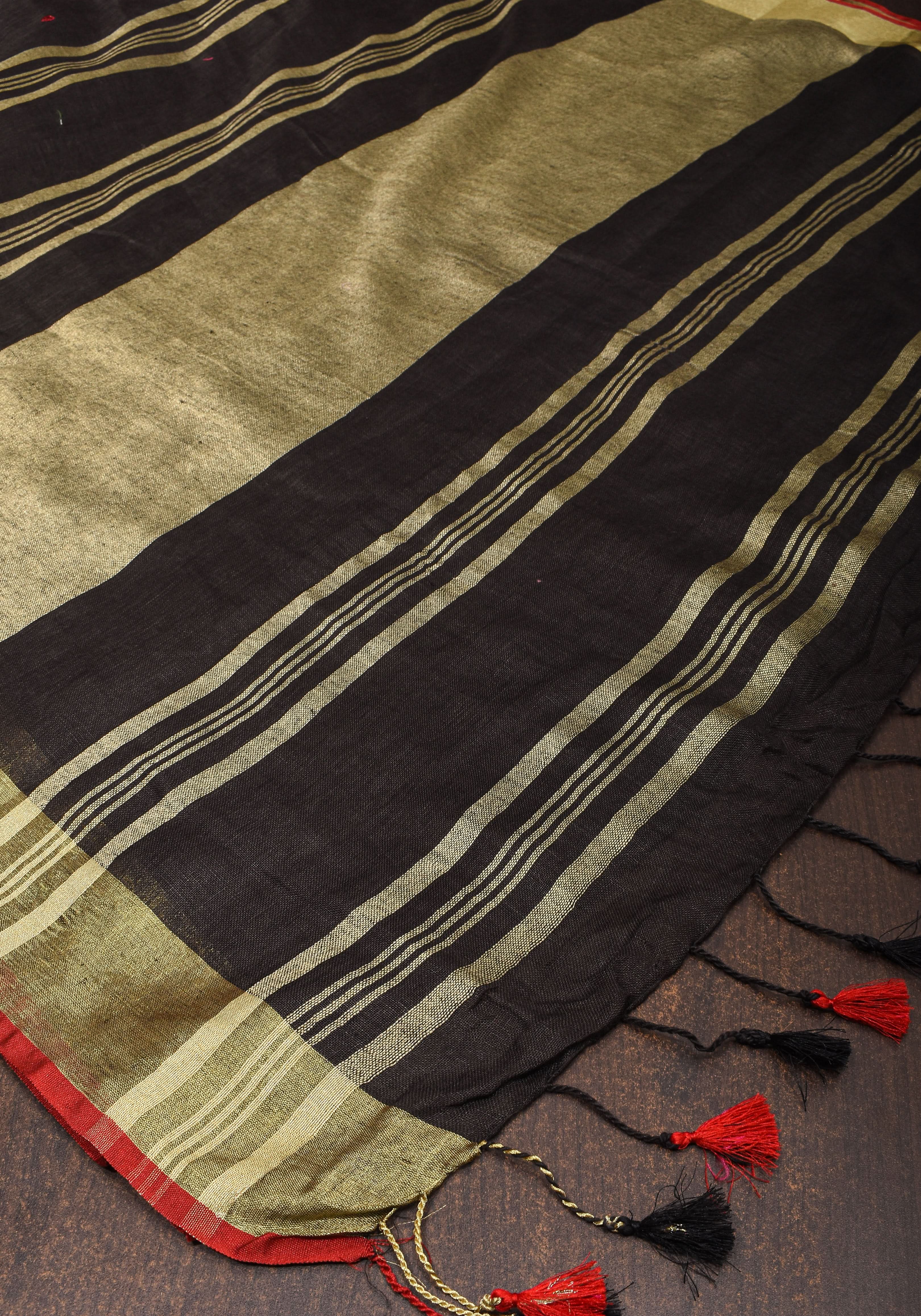 Shobitam Exclusive Celebrity Loving Hearts Embroidered Black Pure Linen Saree