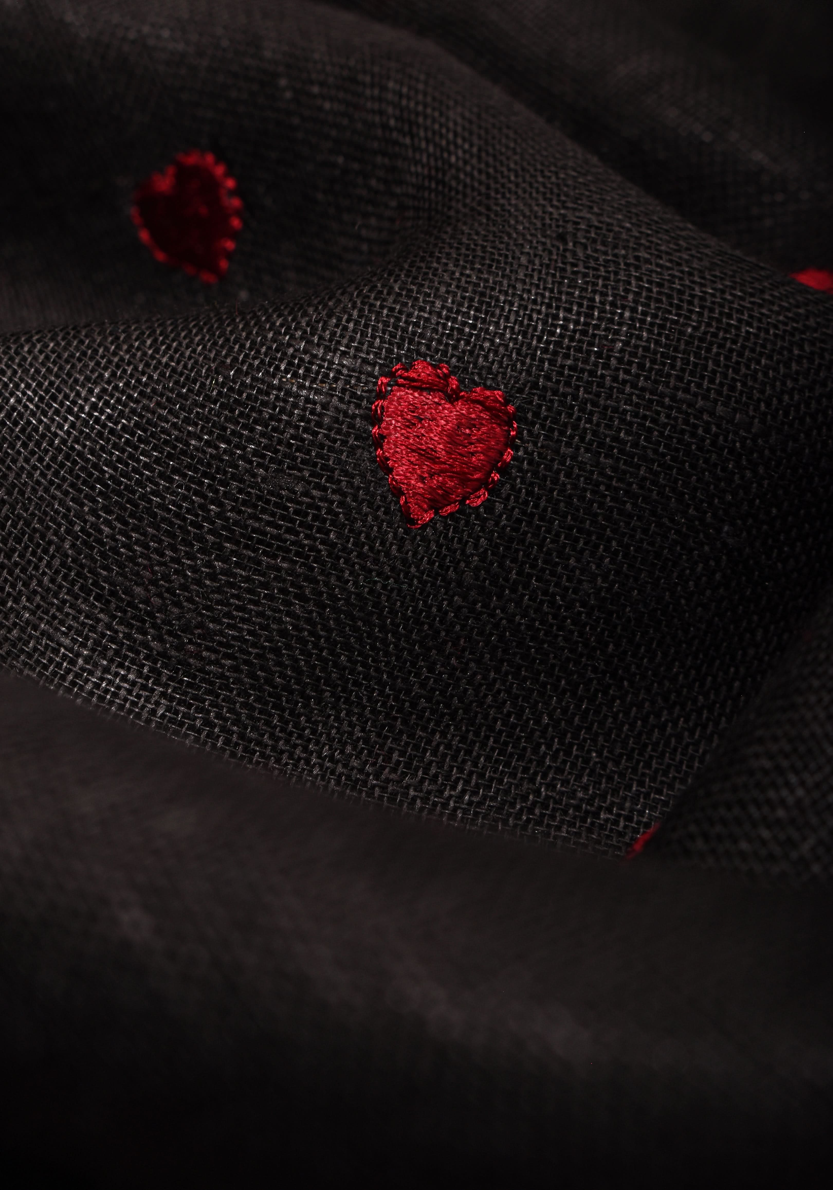 Shobitam Exclusive Celebrity Loving Hearts Embroidered Black Pure Linen Saree