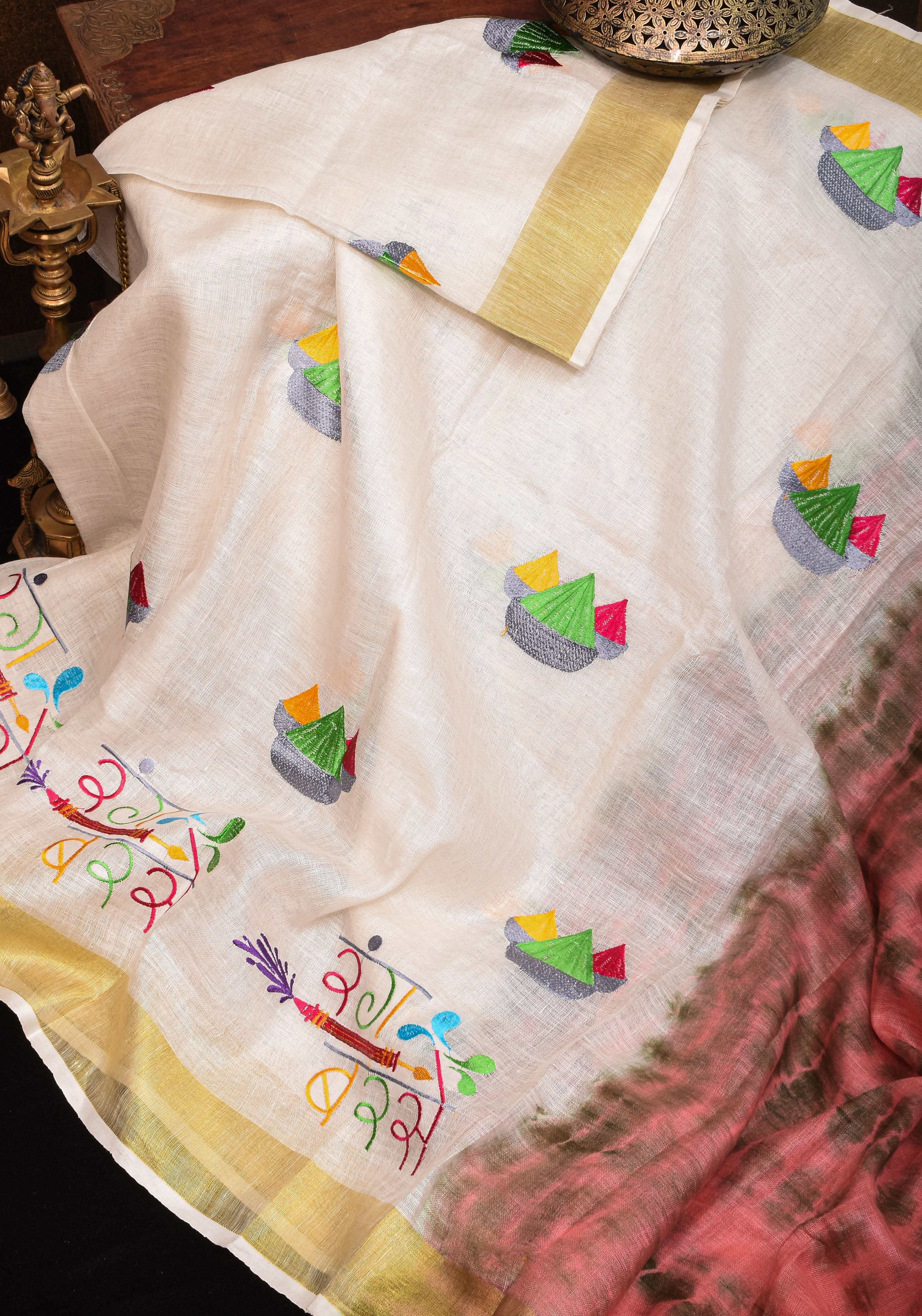 Rang Barse: Holi Theme Embroidered Linen Saree with Rang and Pichkari motifs! Vidya Balan Special Holi Saree | Shobitam
