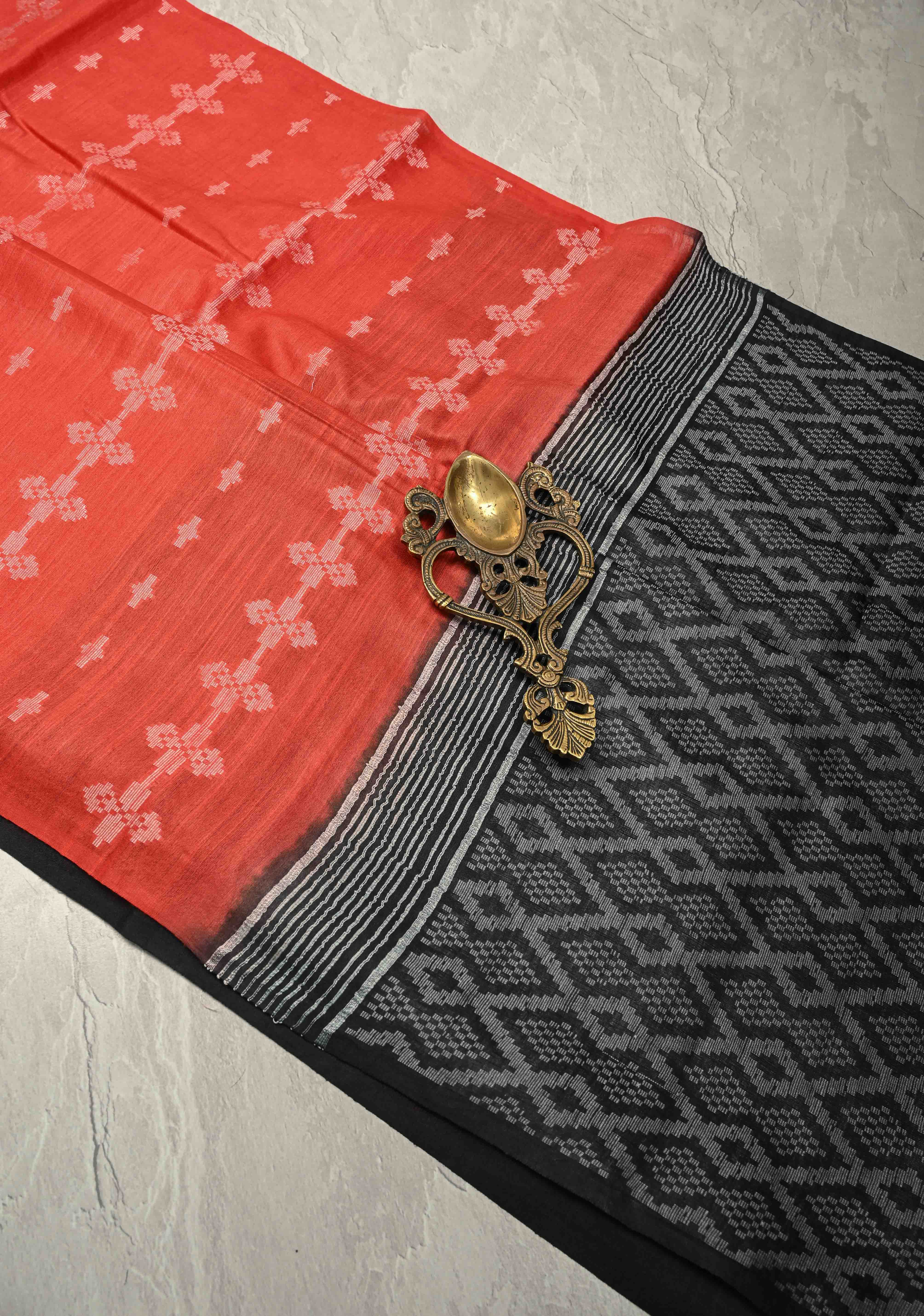 Vermilion Red Borderless Semi Tussar Saree with Thread Stripes-Buttas and Contrast Pallu | Shobitam