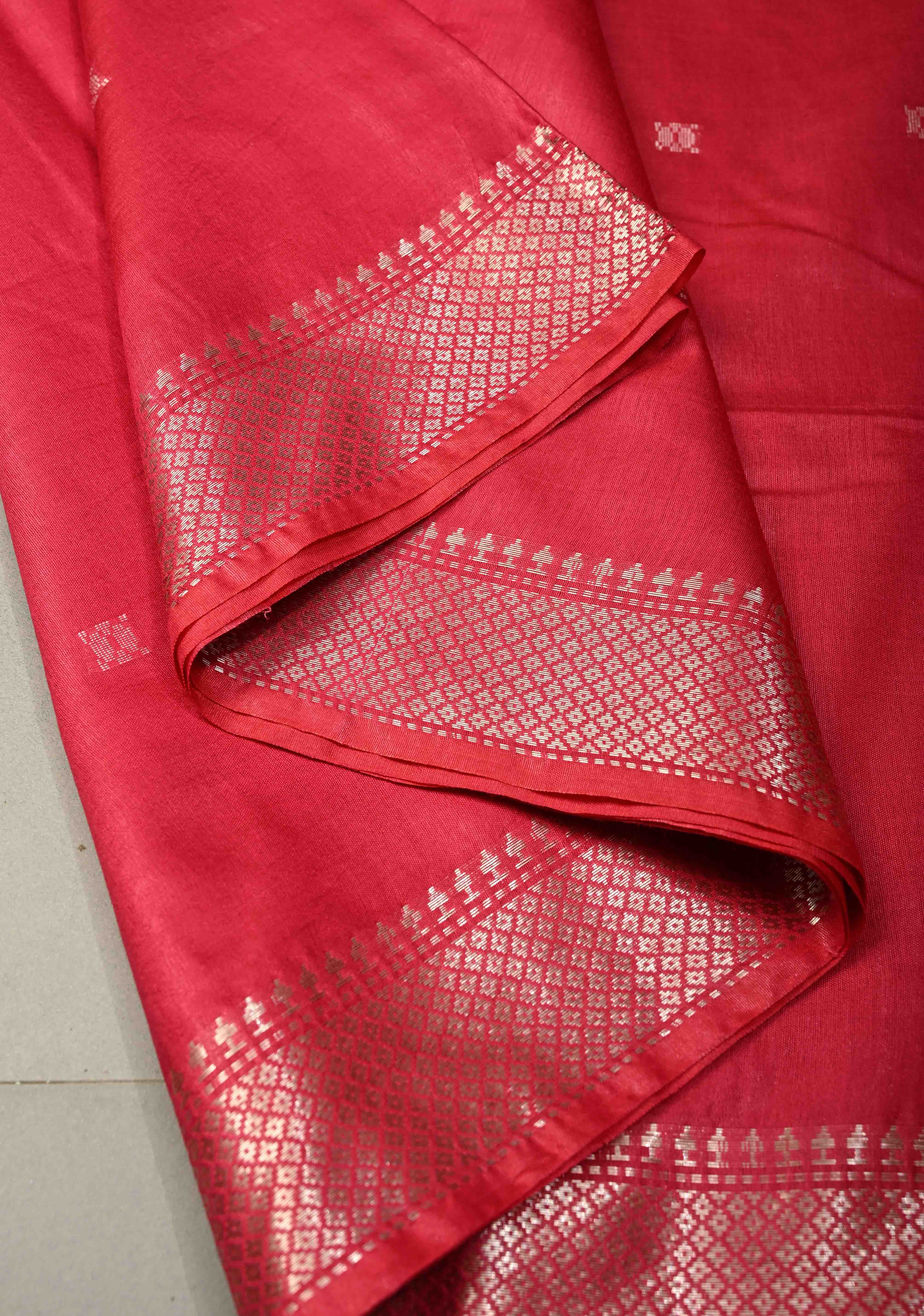 Rani Pink Semi Tussar Saree with Thread Buttas and Silver Zari Border | Shobitam