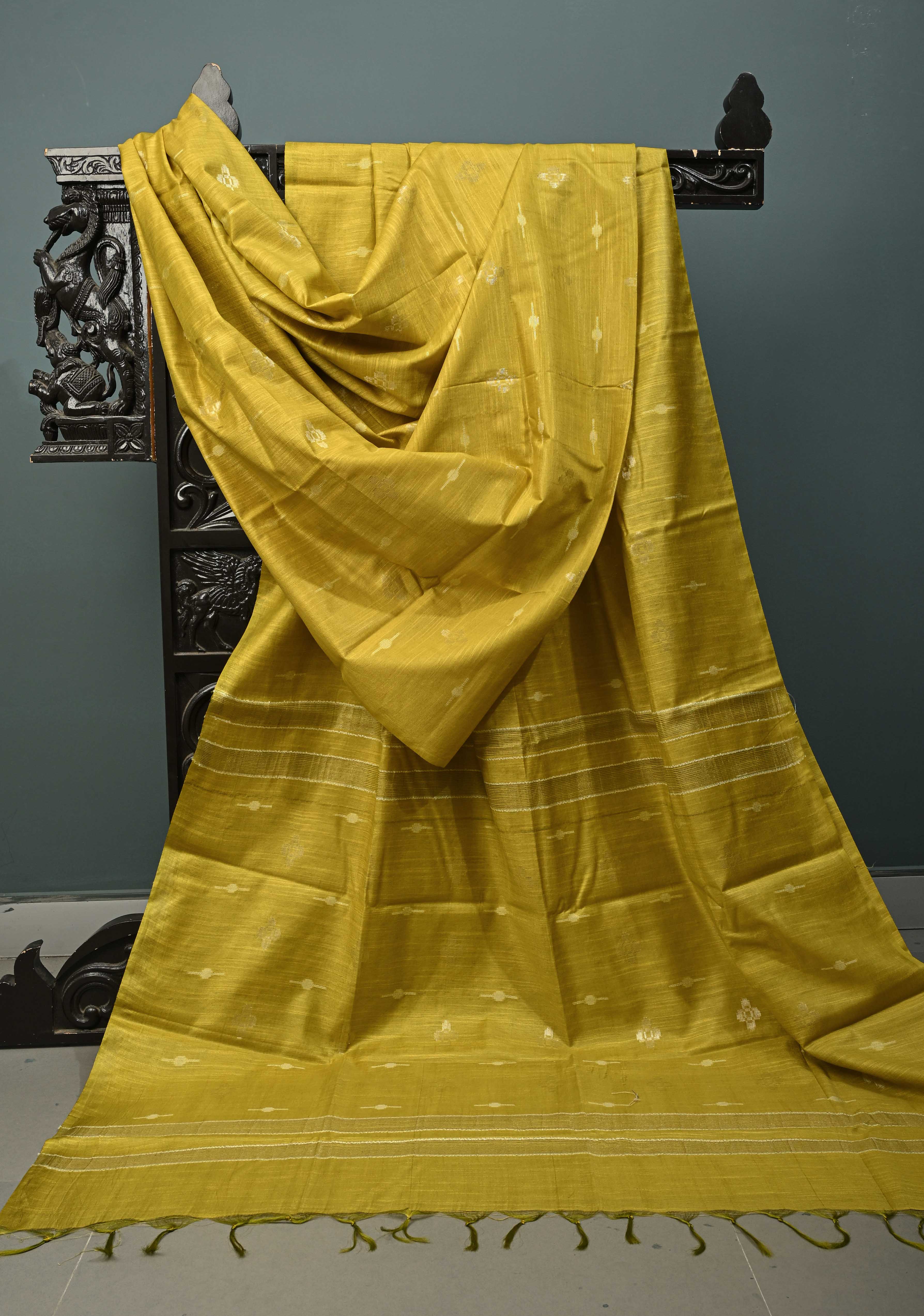 Moss Green Borderless Semi Tussar Saree with Zari and Thread Buttas | Shobitam