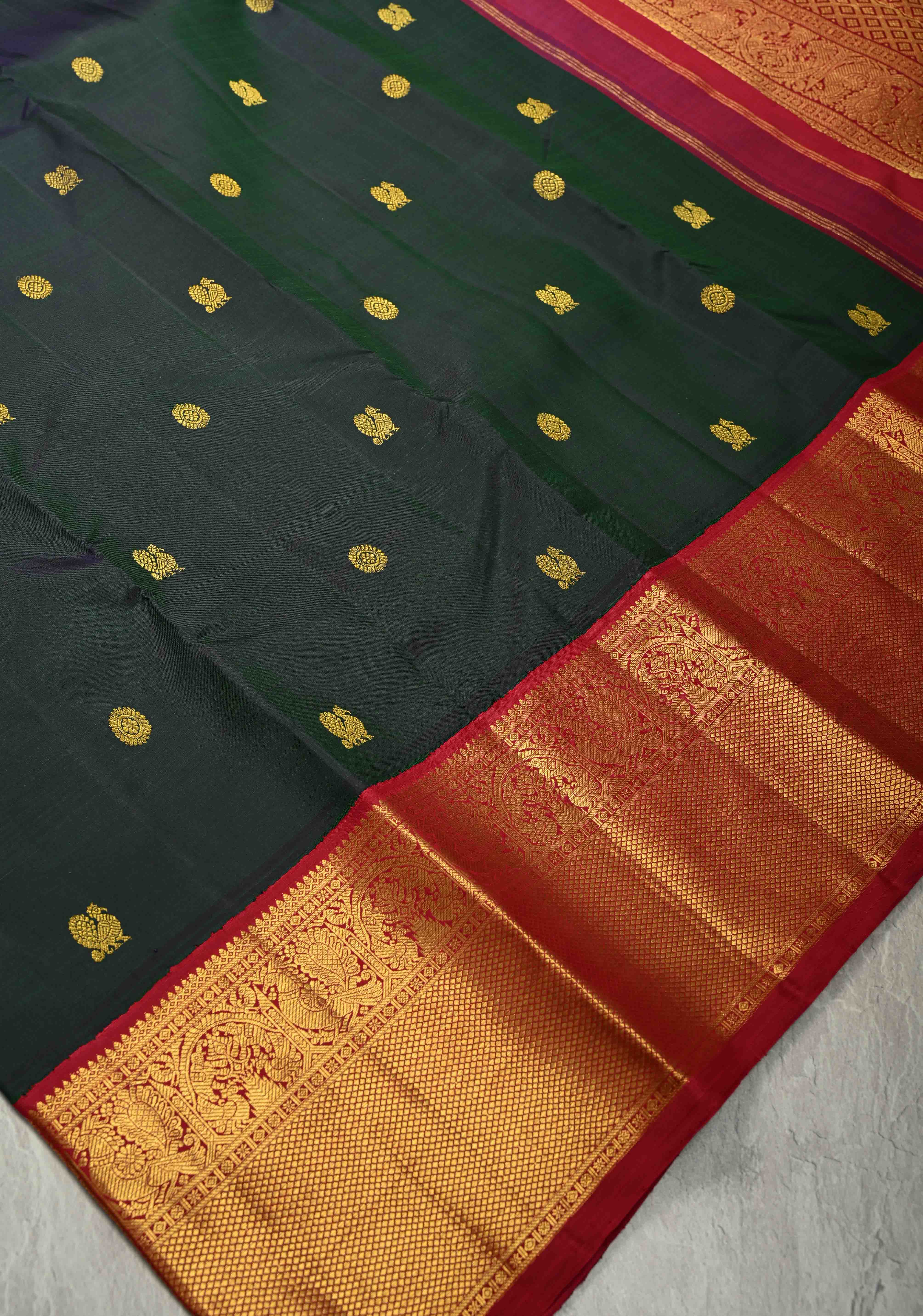 Stunning Bottle Green Dual Tone Pure Kanjivaram Silk Saree with Zari Buttas and Contrast Pink Zari Border | SILK MARK CERTIFIED | SHOBITAM