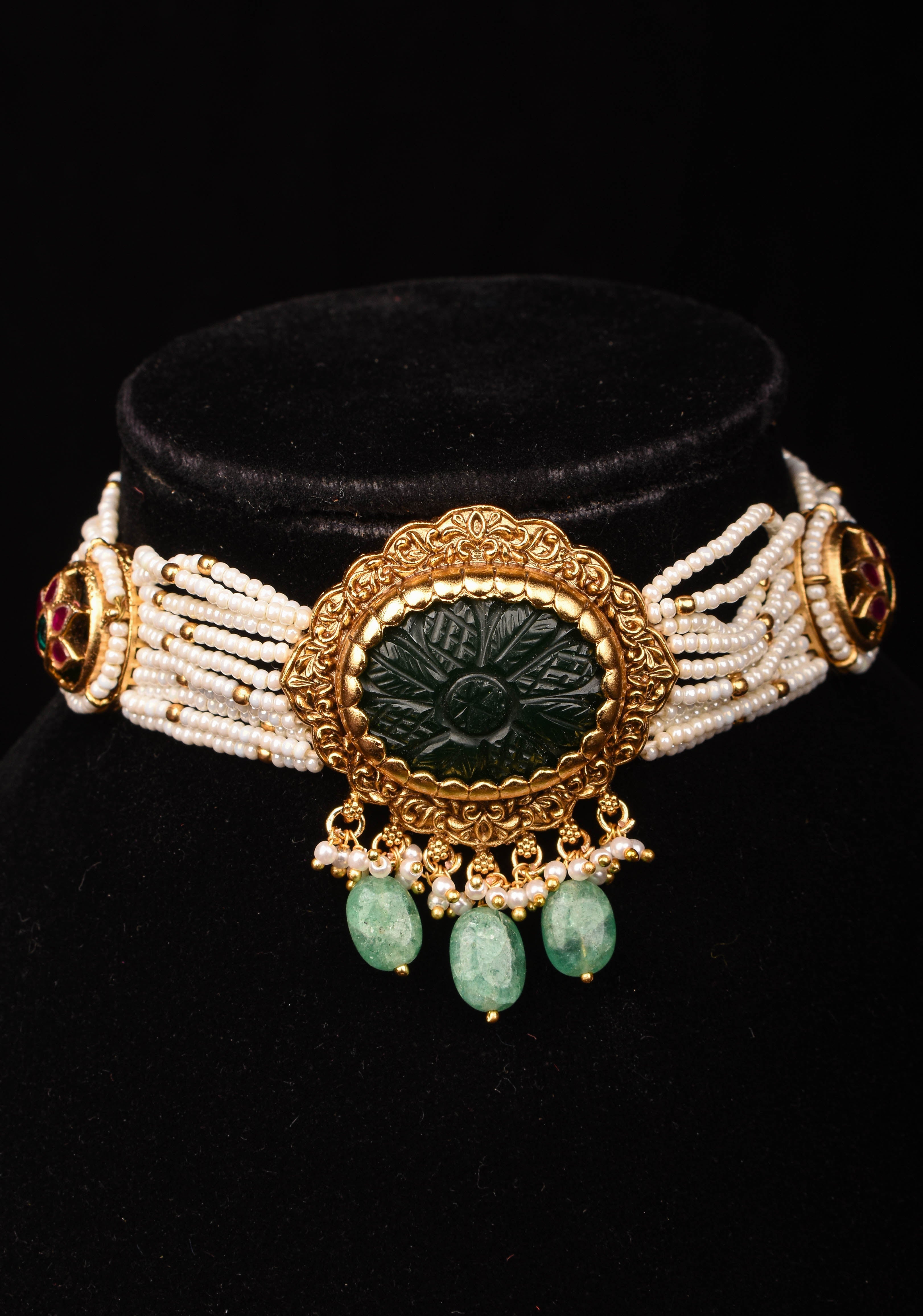 Antique Jadu Choker Set With Green Carved Stone  | Shobitam Jewelry