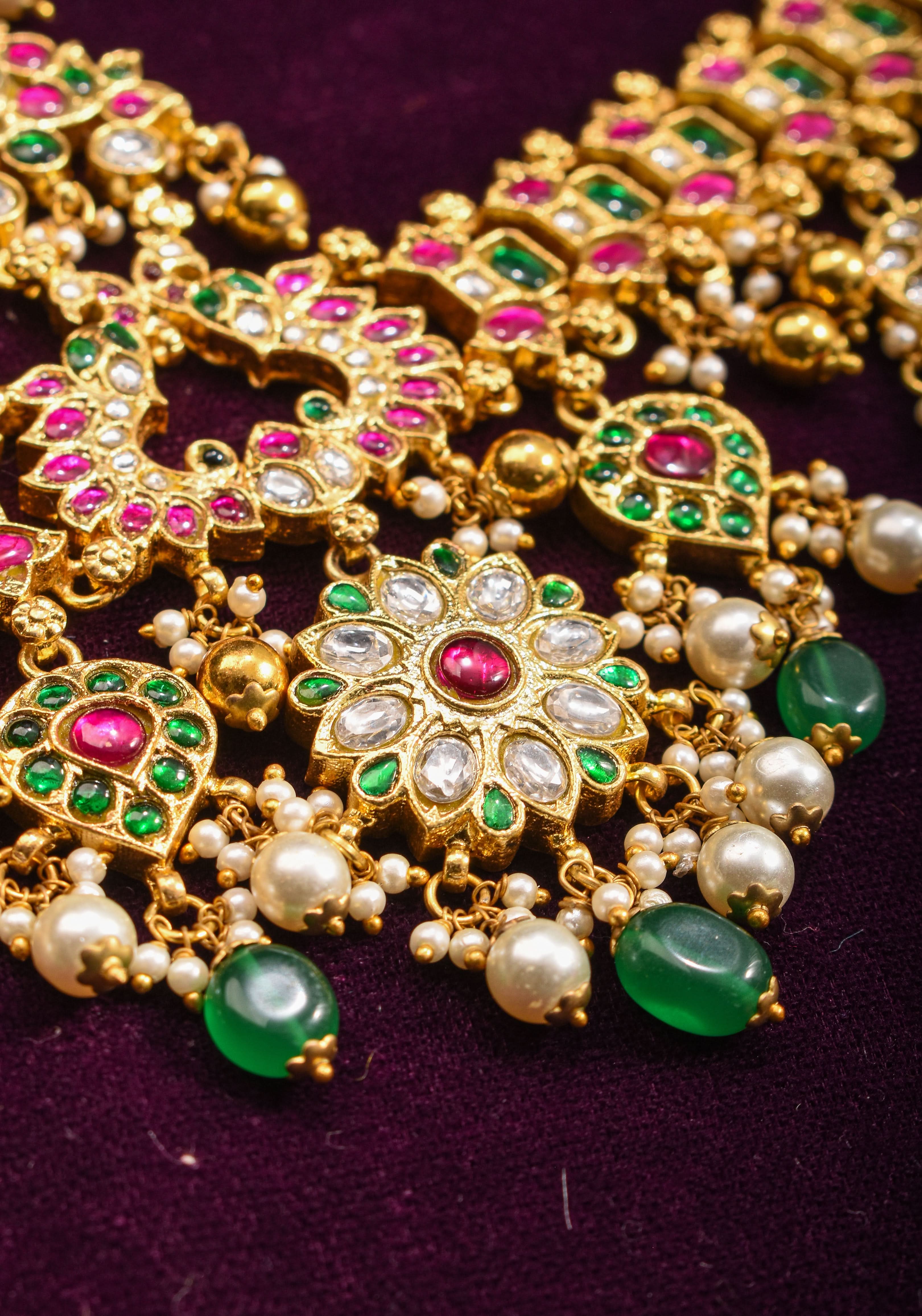 Jadau Maang Tika Ahmedabadi Kundan Hair Ornament | SHOBITAM