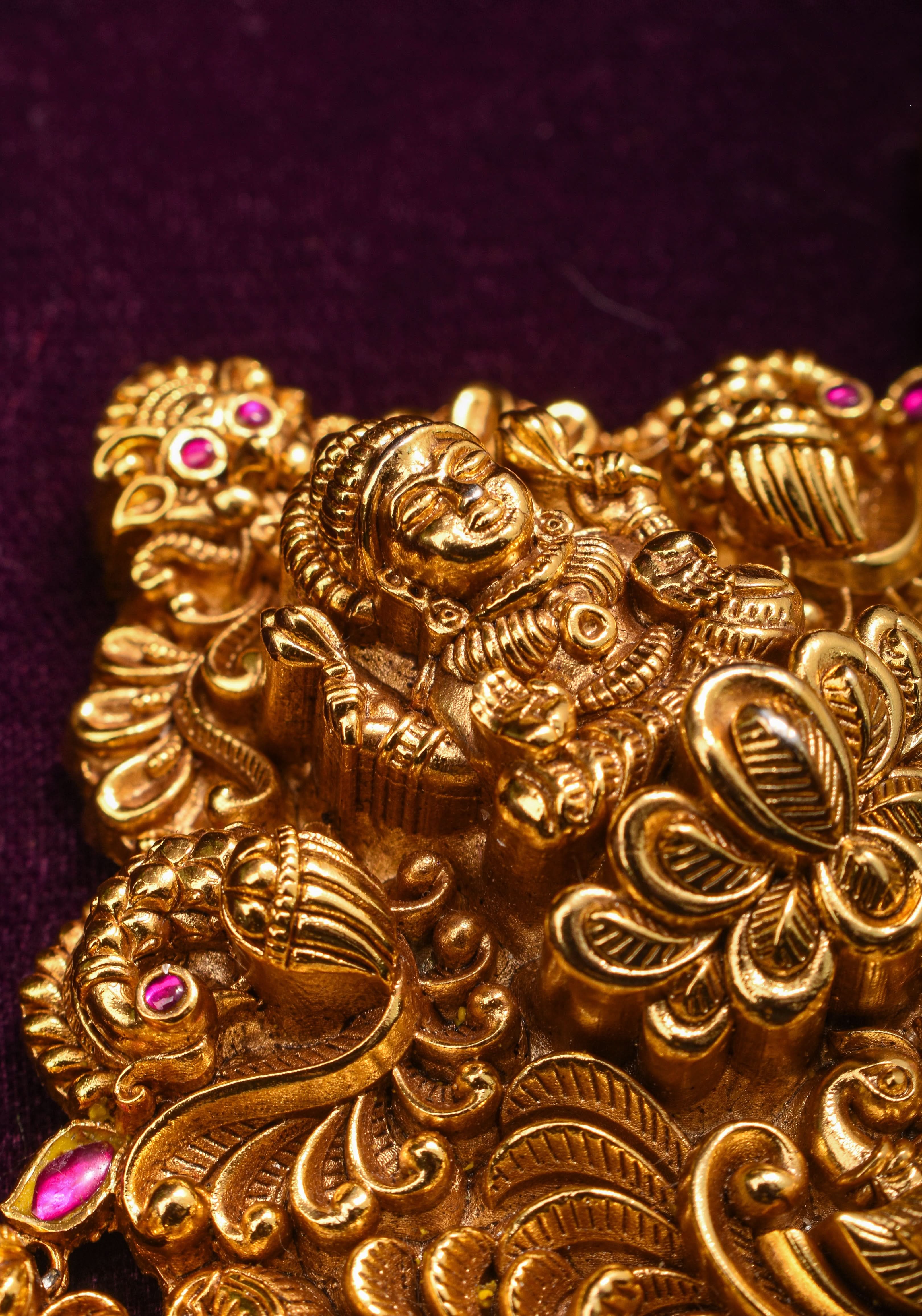 Nagas Handcrafted Lakshmi Hip Chain with Jadau Work | Shobitam Jewelry