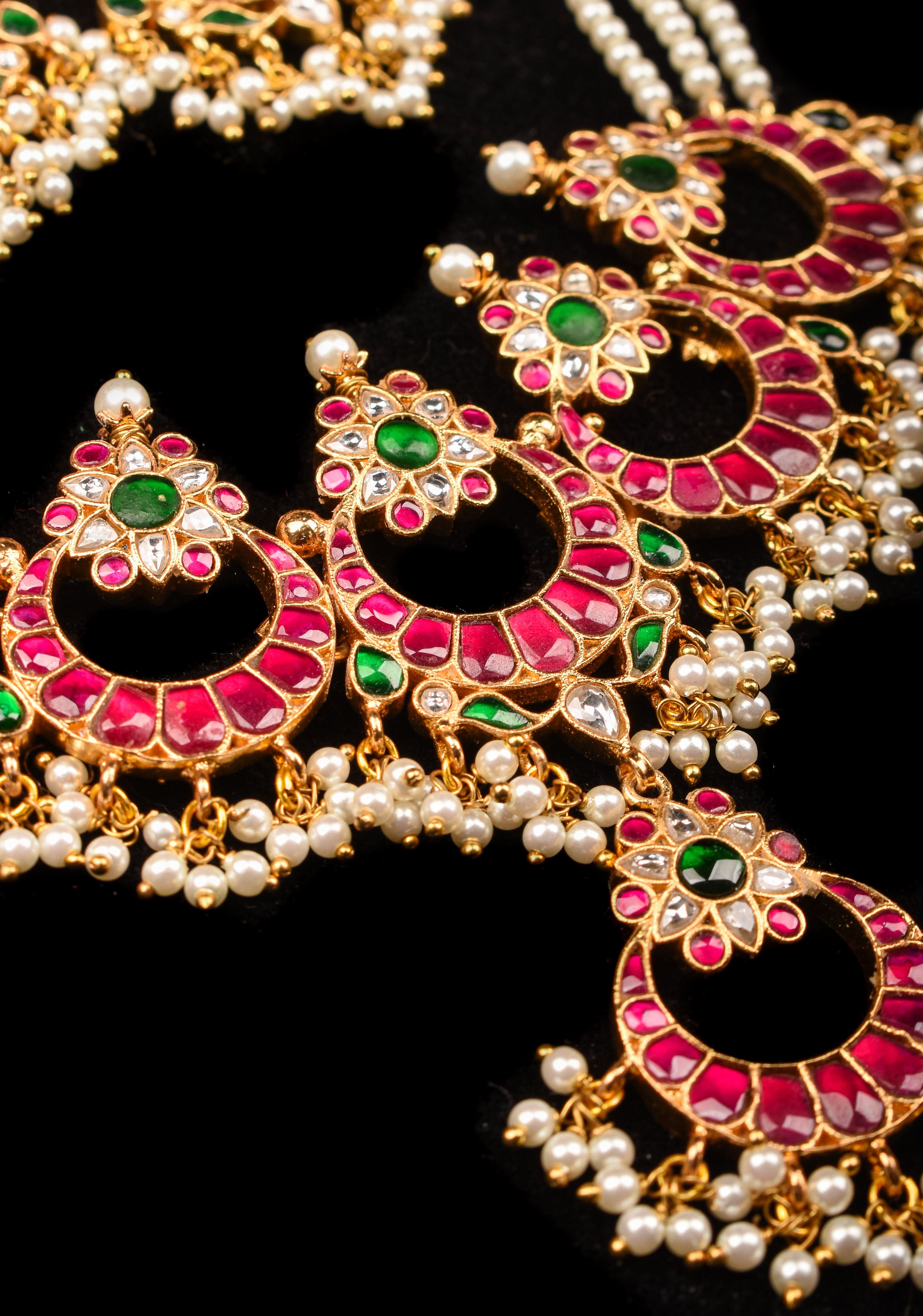 Ahmedabadi kundan Chand Jadau Necklace and Earrings Set | SHOBITAM
