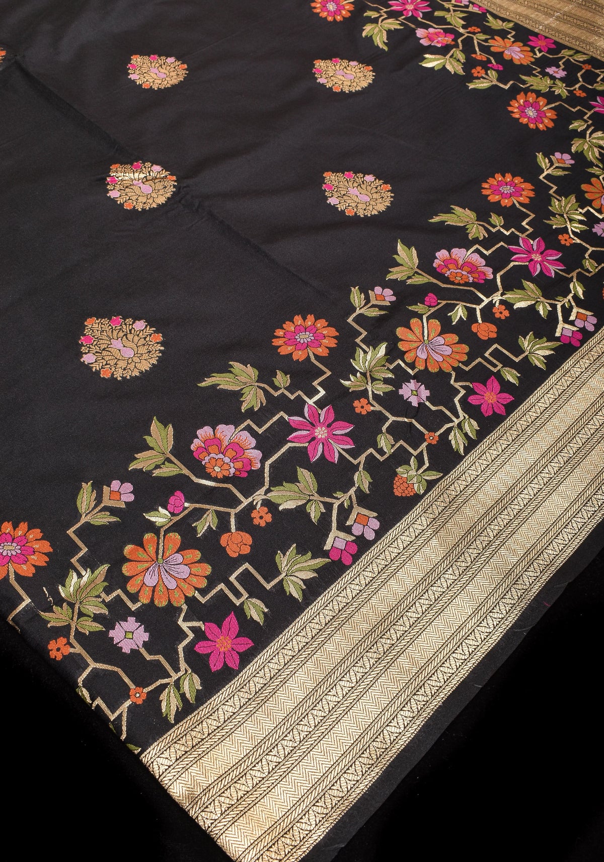 Black tone Exquisite Meenakari Zari Buttas Semi Silk Saree with Skirt zari border and pallu