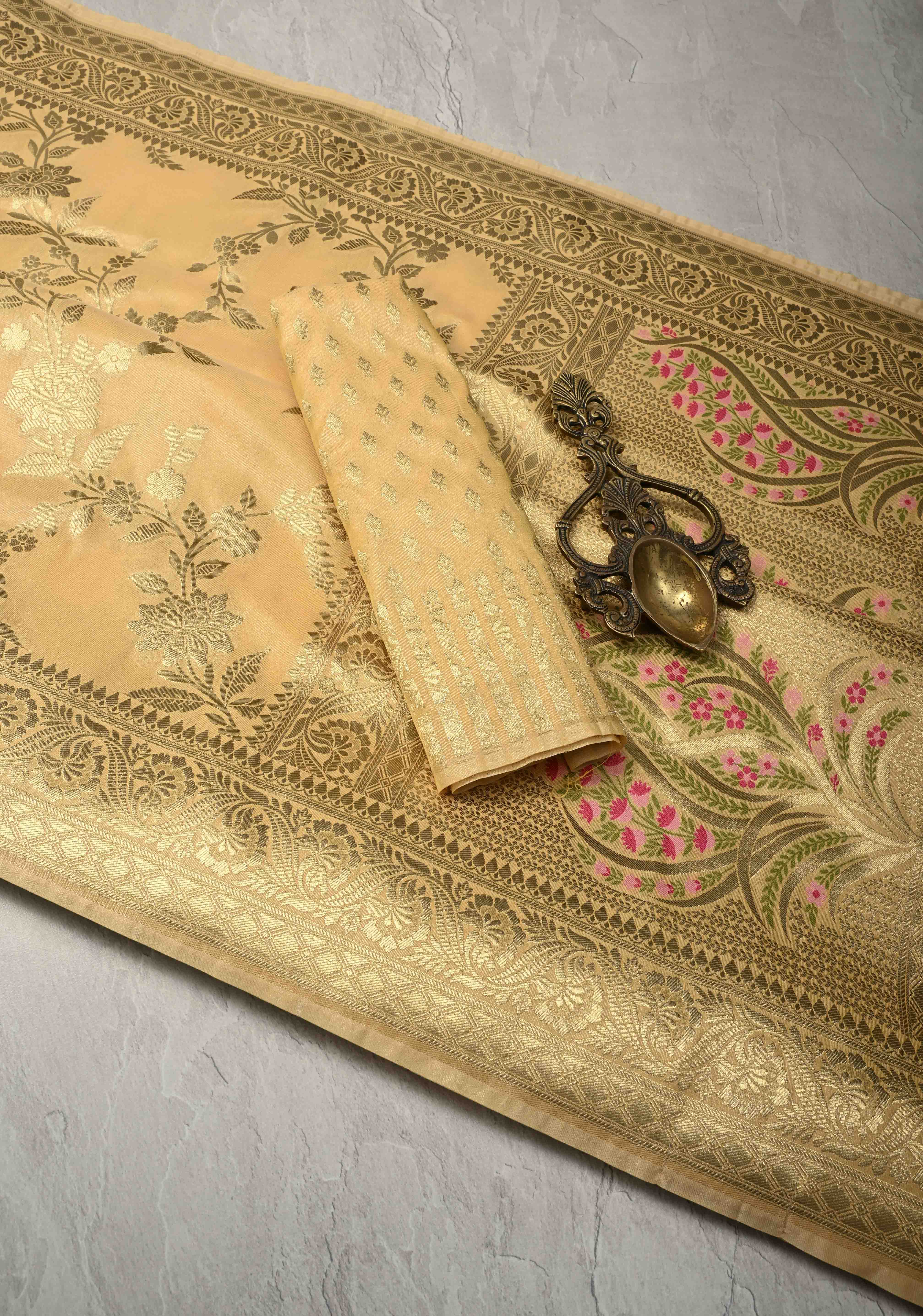 Light Gold Tissue Semi Silk Saree with Leheria Zari Floral Vine Pattern and Zari Border | Shobitam