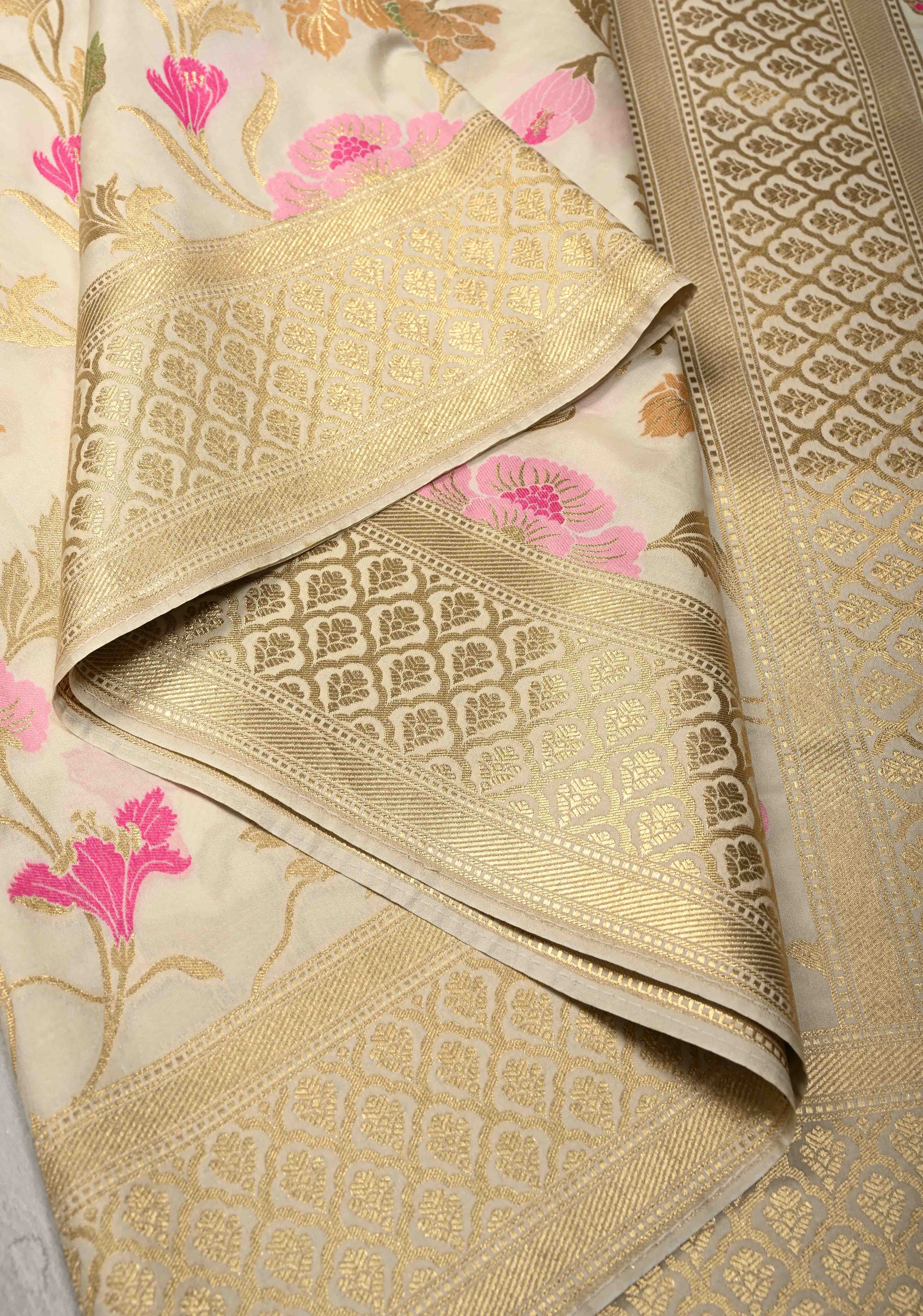 Semi Silk Saree with Meenakari Floral Jaal and Zari