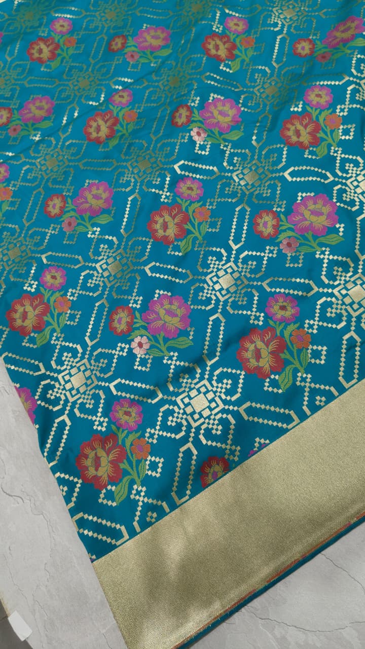 Green Semi Silk Saree with Meenakari Floral Jaal and Zari Border | Shobitam