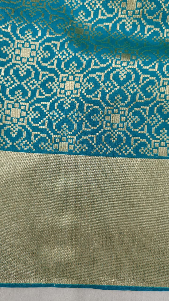 Green Semi Silk Saree with Meenakari Floral Jaal and Zari Border | Shobitam