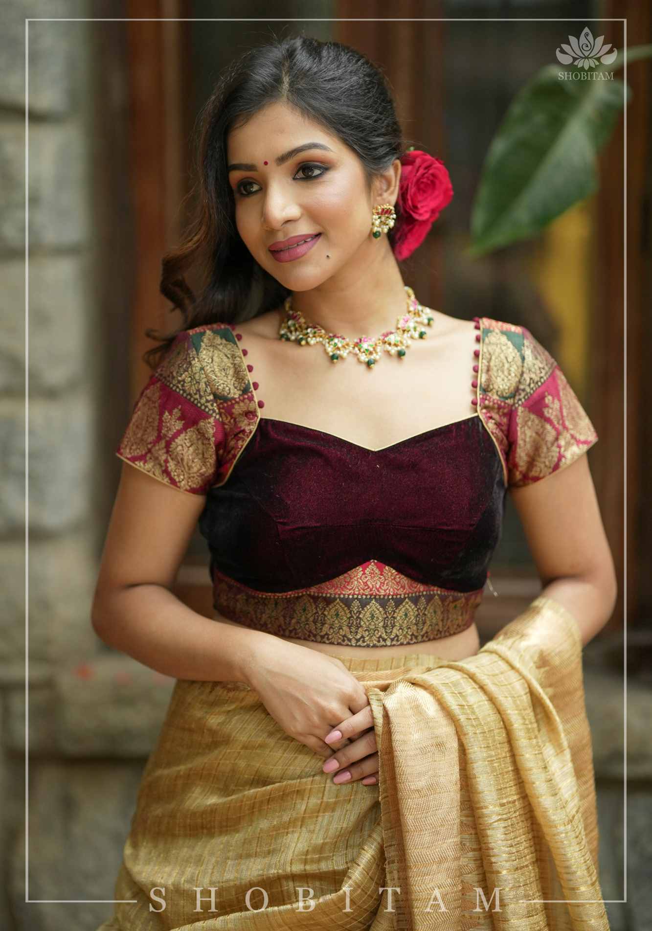 Saree Blouses Neck Jewellery For Saree High Neck Round Neck Blouse