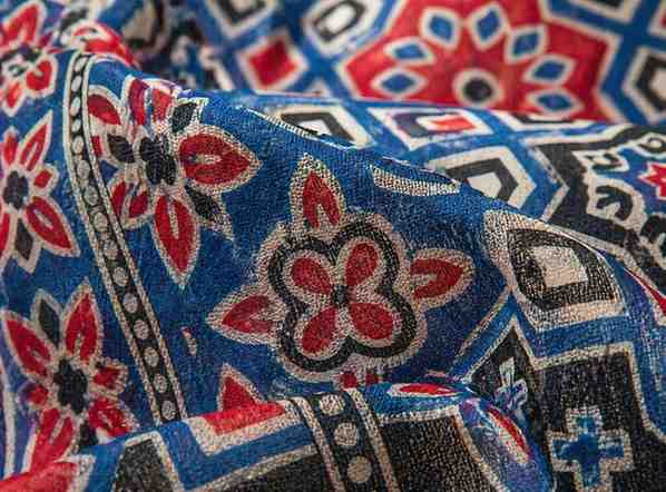 Elegant Blue Printed Designer  with Traditional Geometric Motifs Ready To Wear Saree