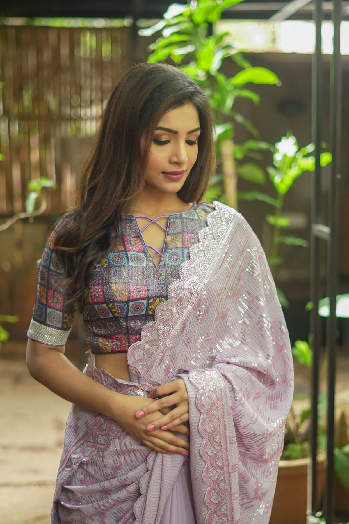Full Sequins Embellished Georgette Saree in mauve with Scalloped border | Shobitam