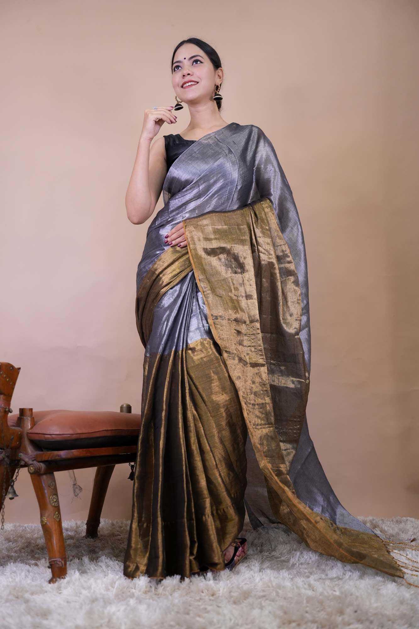 Traditonal Pure Raga Tissue Silver Handweave With Golden Broad Bordered Pre Pleated Saree