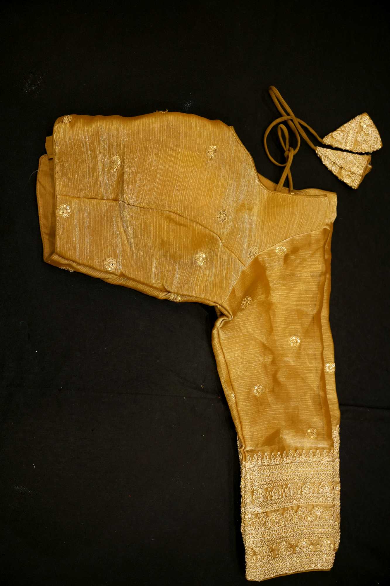 TISSUE Golden SILVER EMBROIDERY WITH V NECK AND PEDDAD BLOUSE