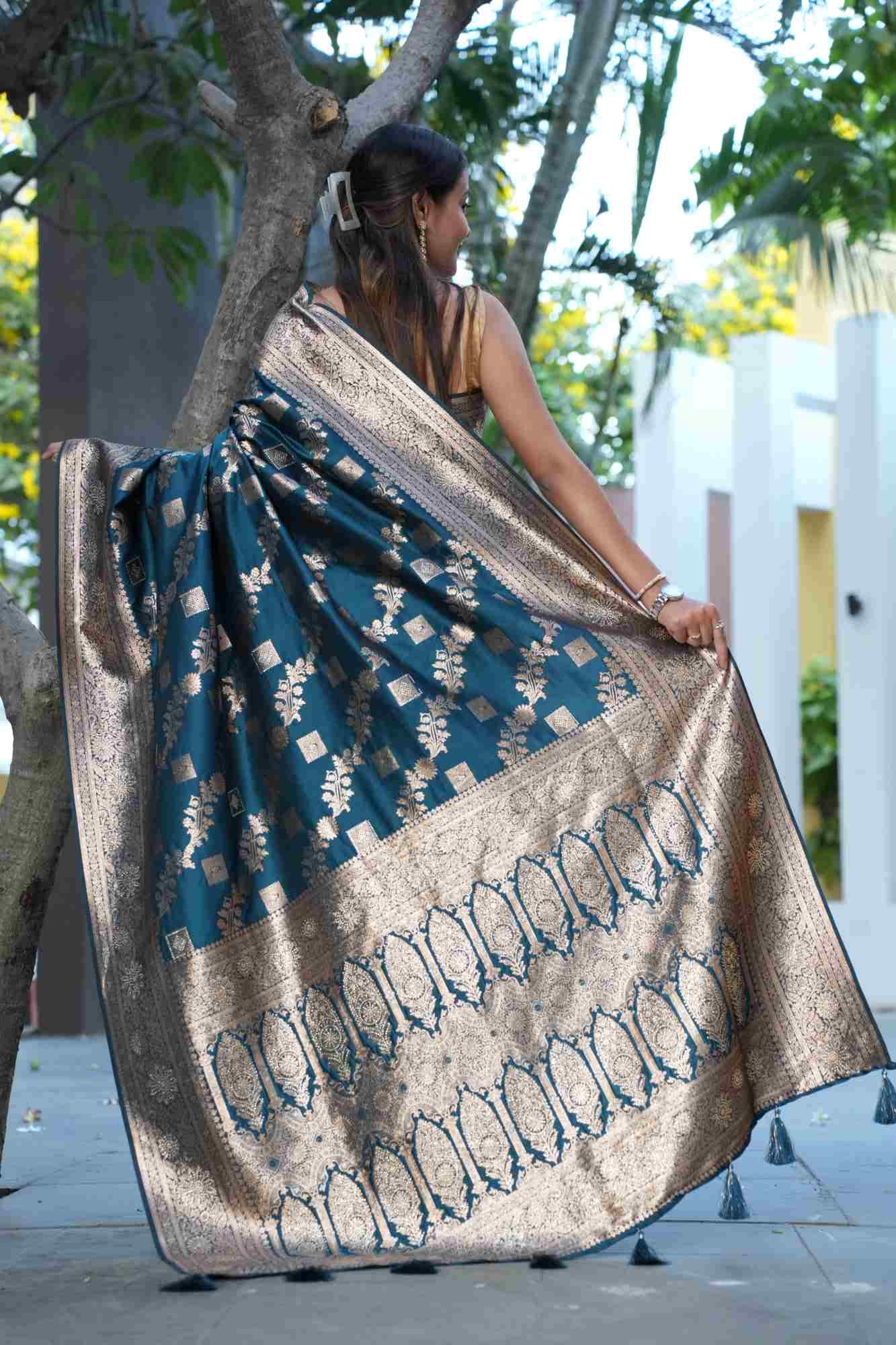 Exquisite Teal Blue Zari Floral Zaal Woven All Over With Detail Border & Ornate Palla