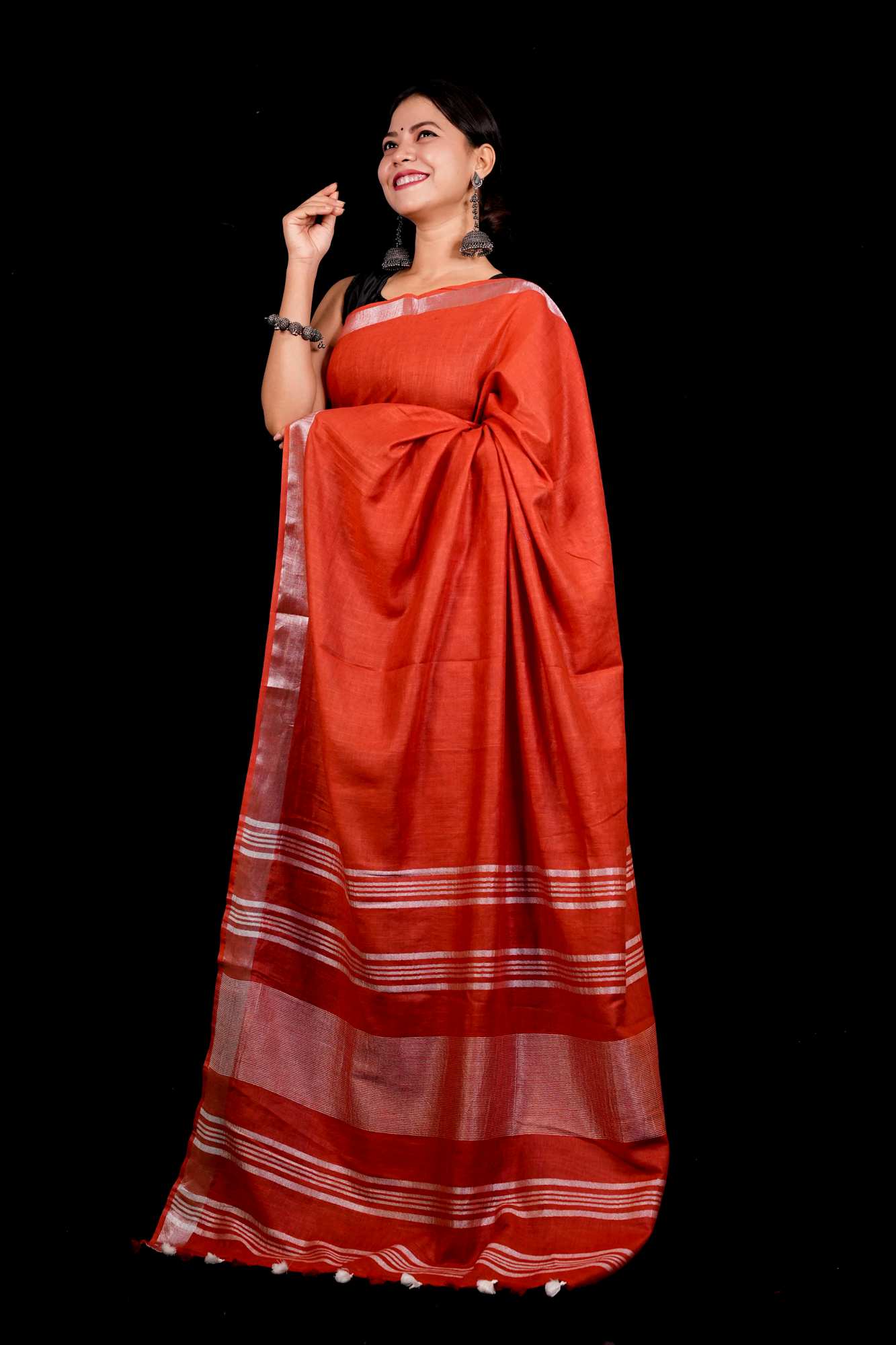 Gajari linen prestitched saree