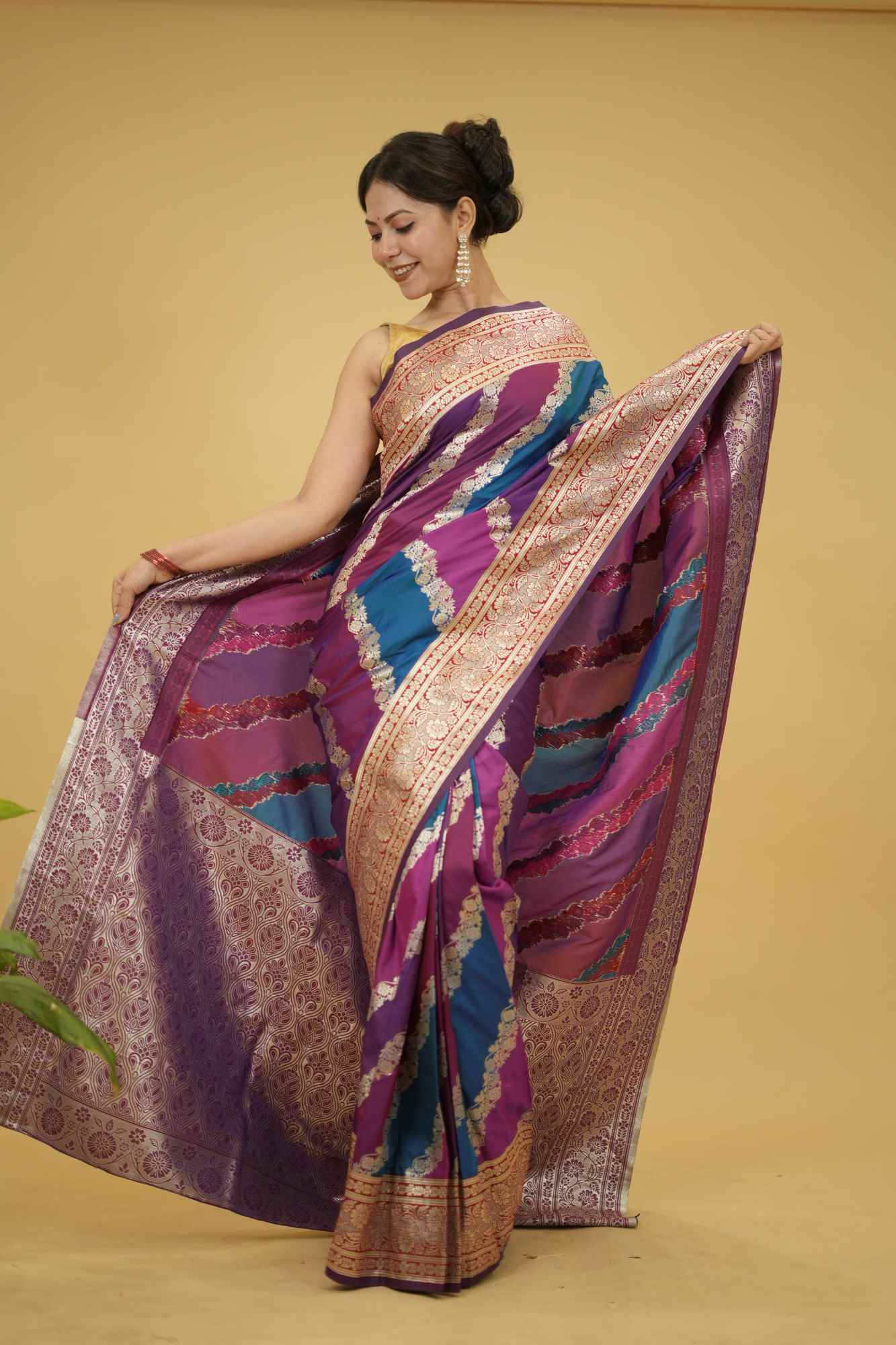 Multicolour Woven Banarasi Silk Handloom in Kadwa Weaving with Rich Pallu Ready To Wear Saree