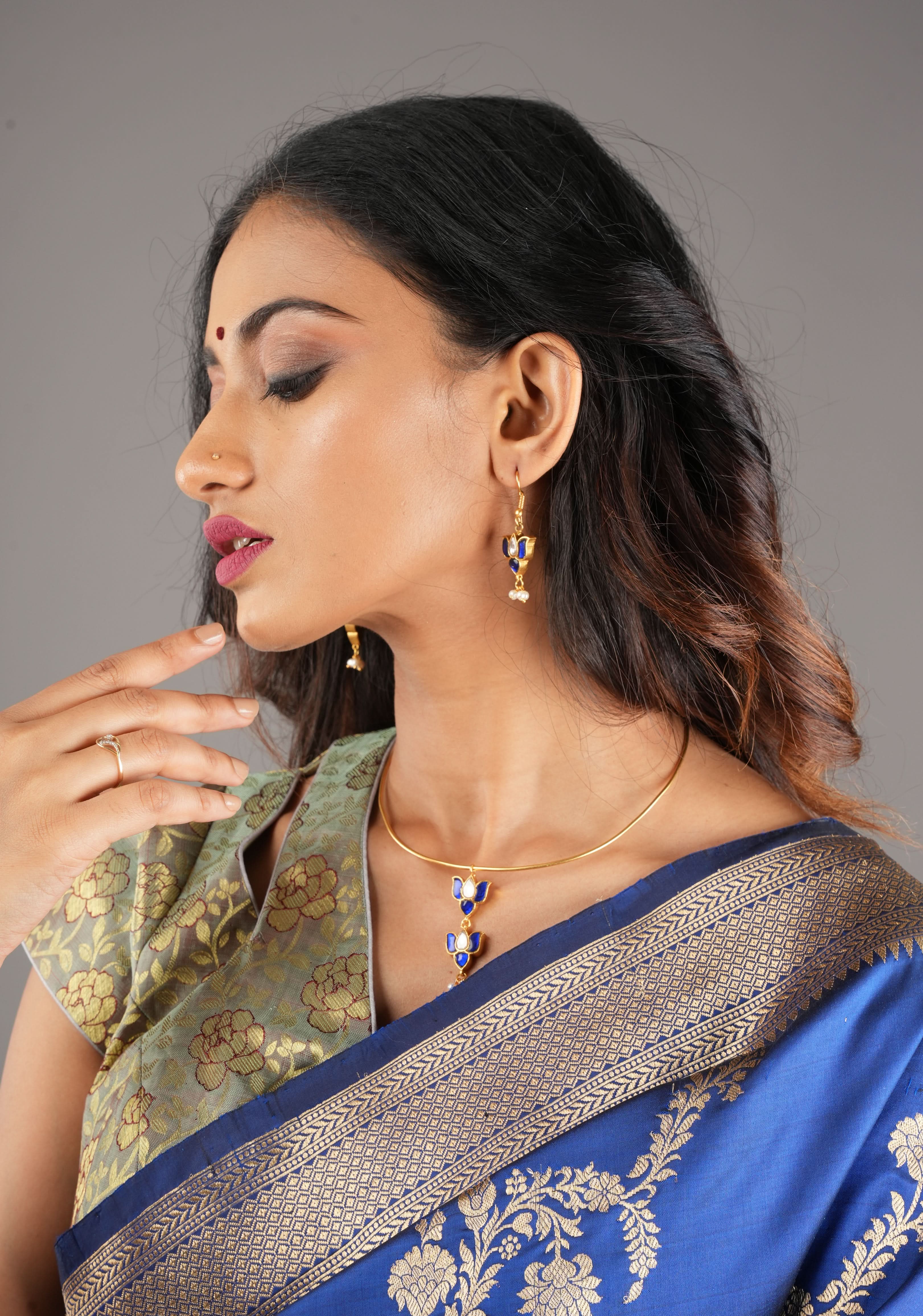 Double Lotus Minimalistic Wire base necklace and earring Set in Blue and White Stones | Shobitam Jewelry