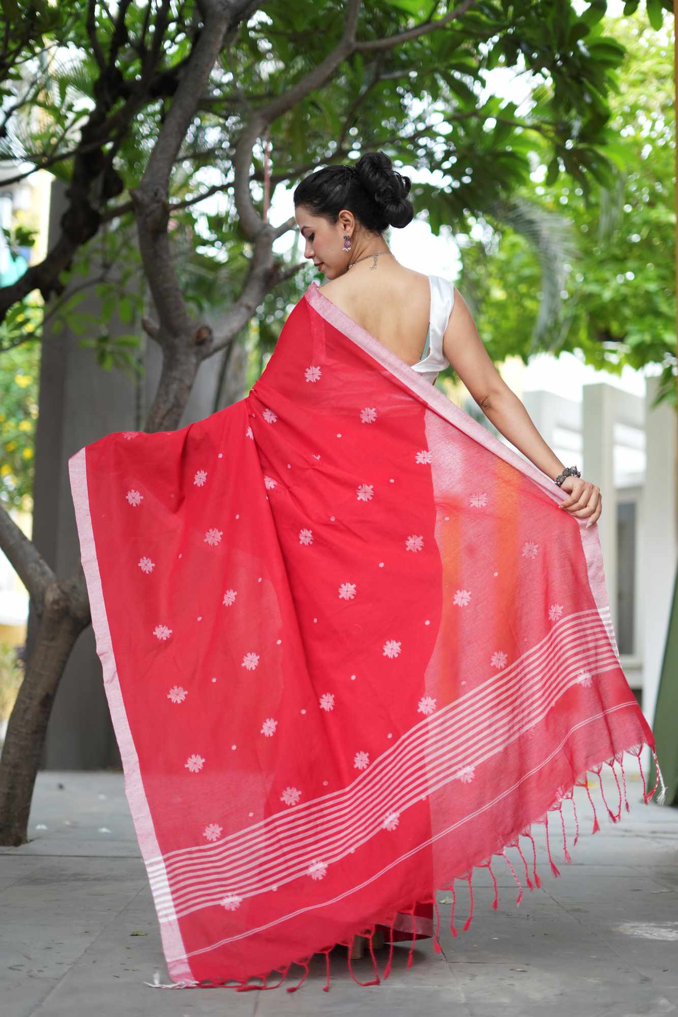 Traditional Jamdani Weaving Premium Cotton Ready to Wear Saree