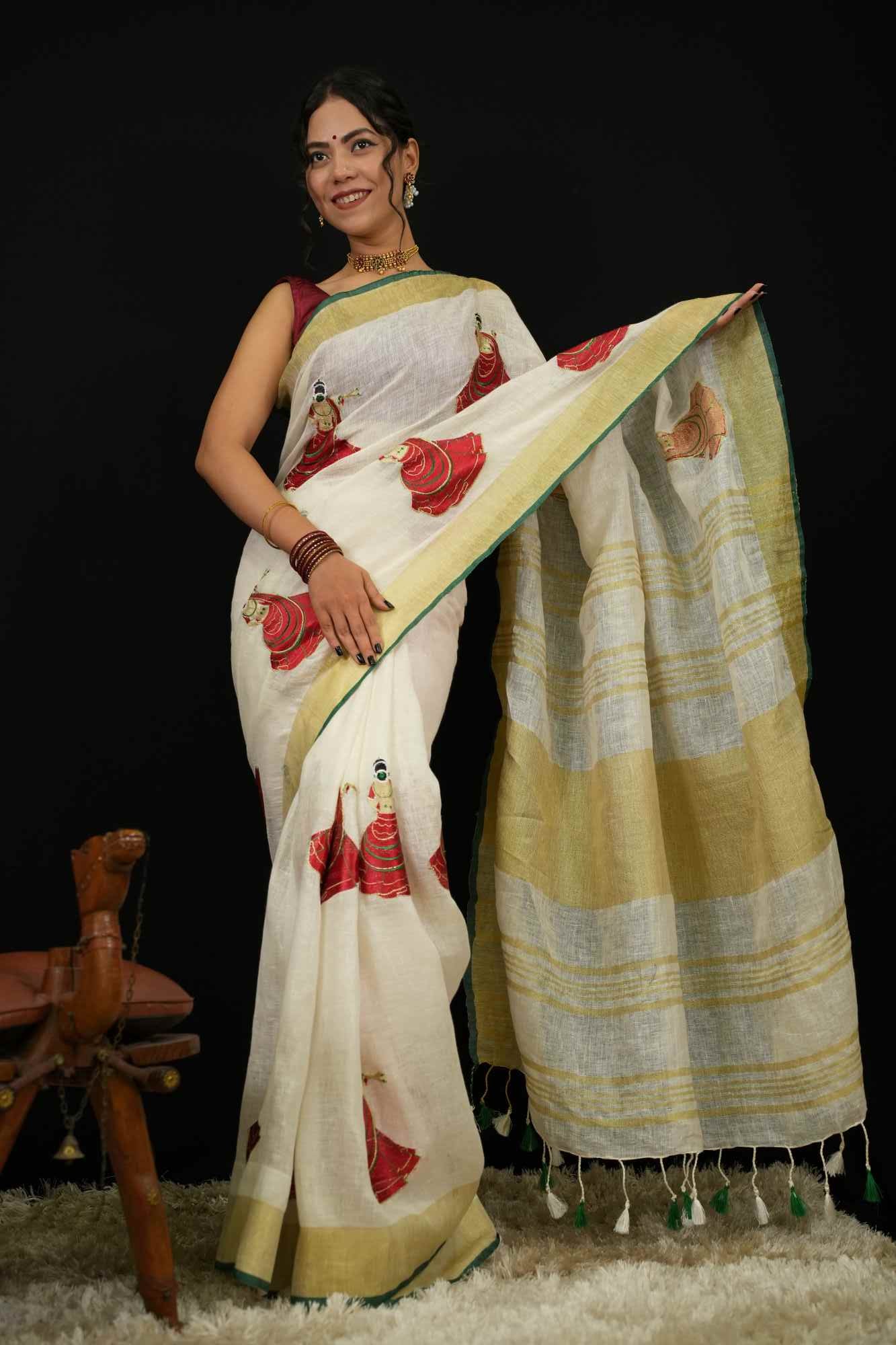 Traditional  Dandiya Embroidery With  Golden Borders  Wrap In One Minute Saree