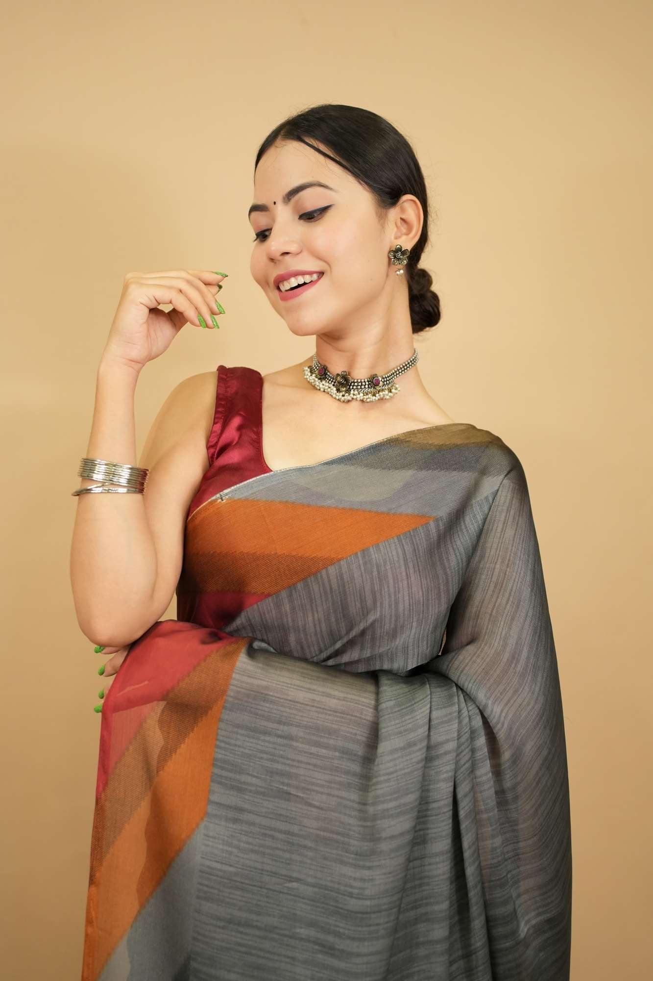 Stylish Soft Chiffon  With  Multi Striped  Printed Border Wrap in 1 minute saree