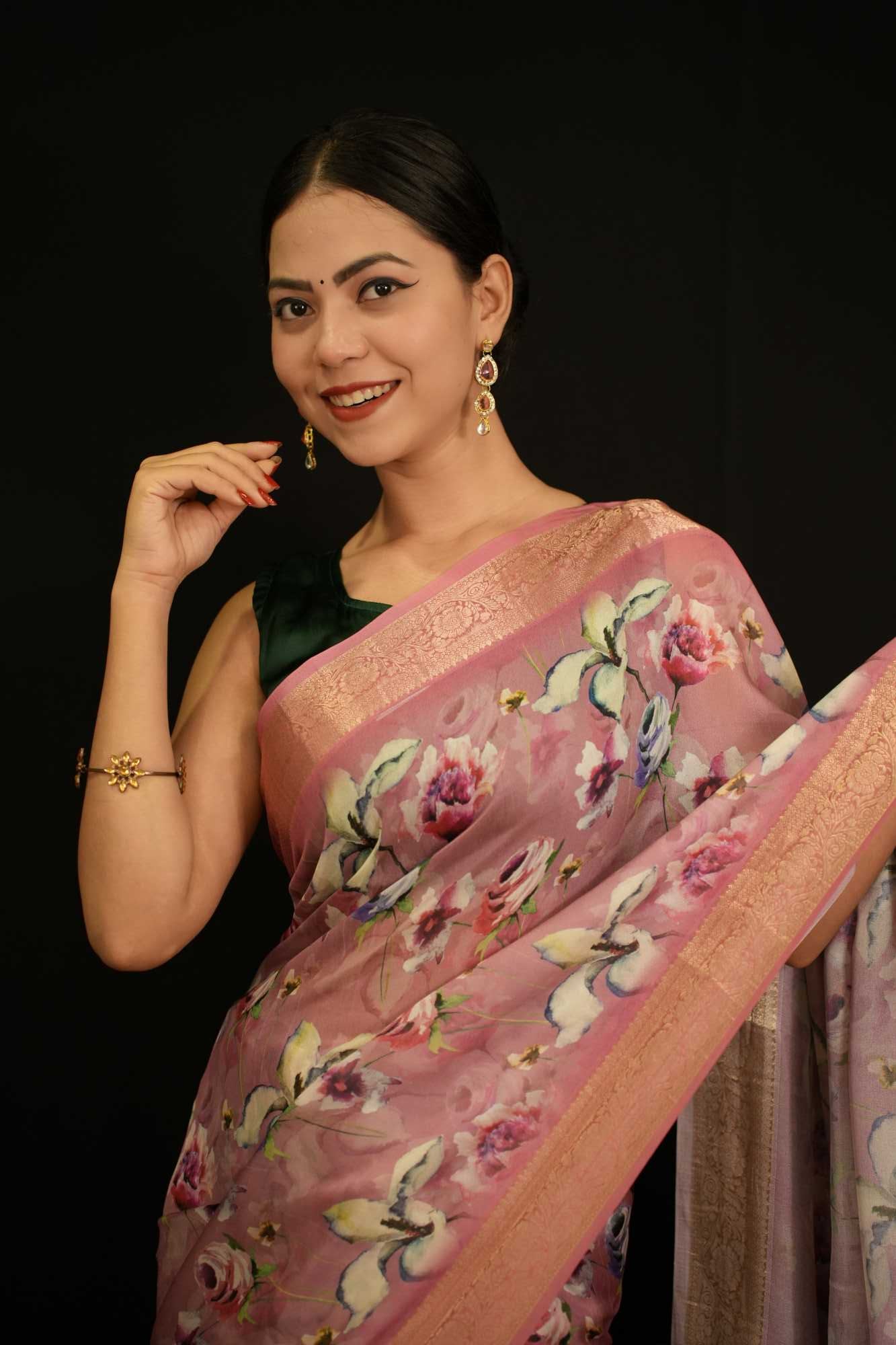 Stylish Rose Pink Floral Digital Printed With Zari Bordar Ready To Wear saree