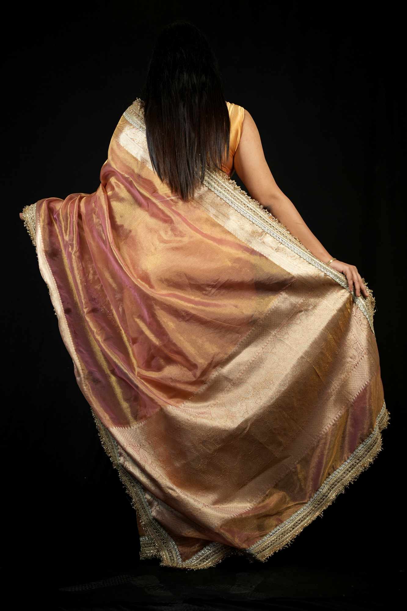 Designer Lace Border With  Tissue Silk Beautiful  Floral Weaving Pallu Ready To Wear Saree