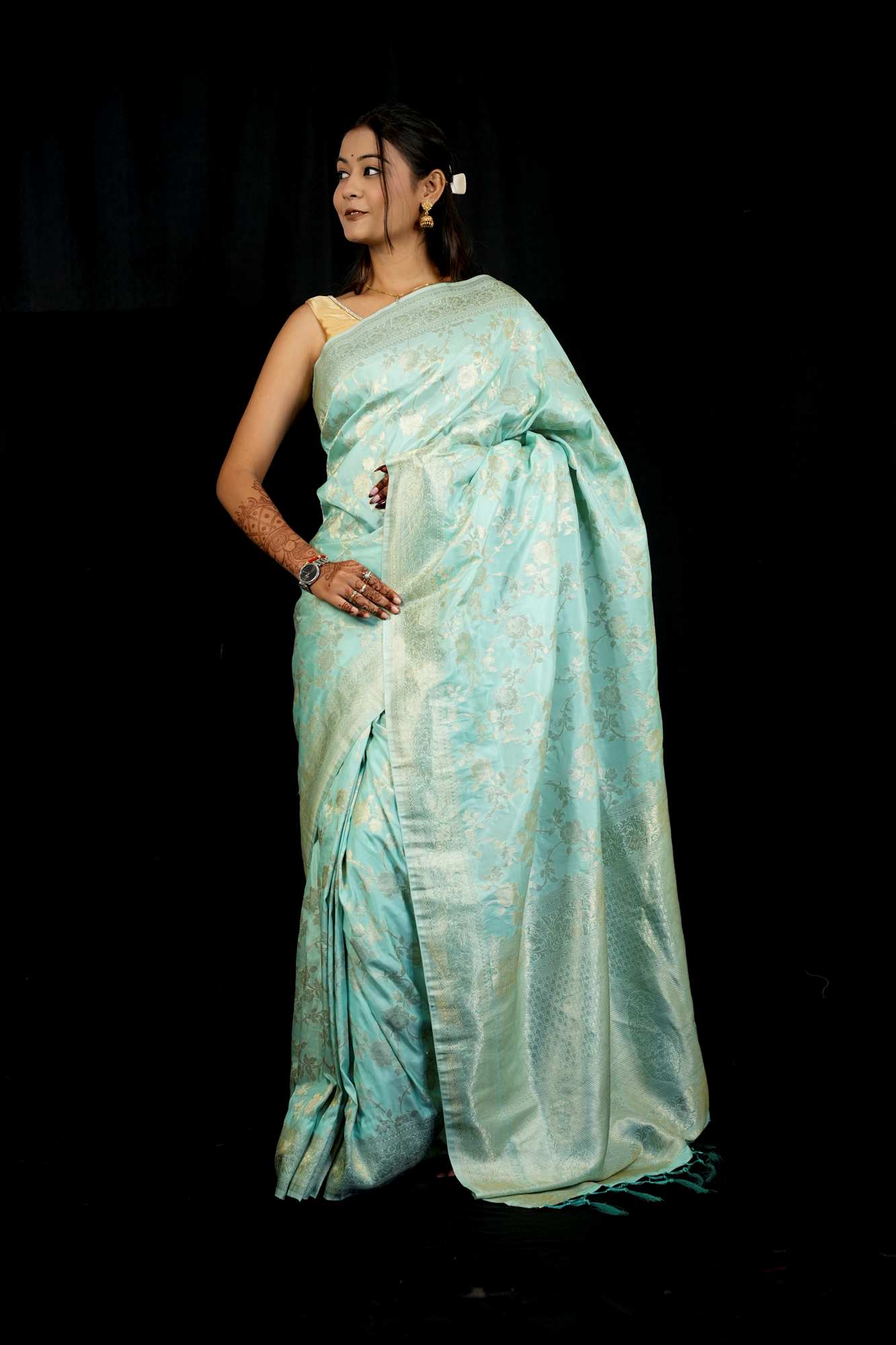 Beautiful  Soft Lichi Silk with Silver Zari Brocade Weaving Ready To Wear Saree