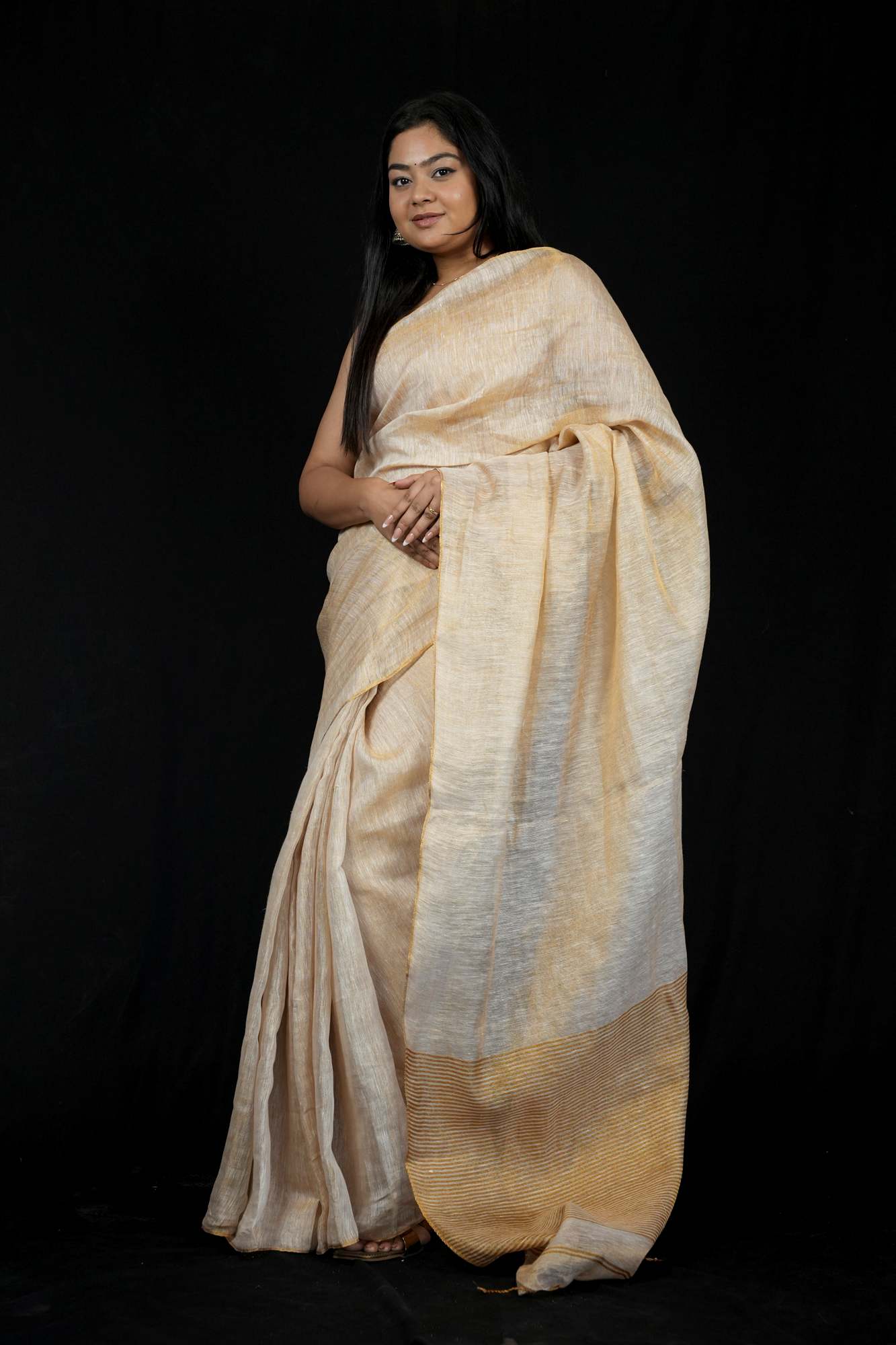 Tissue Linen with Shimmering Texture and Zari Border Ready To Wear Saree