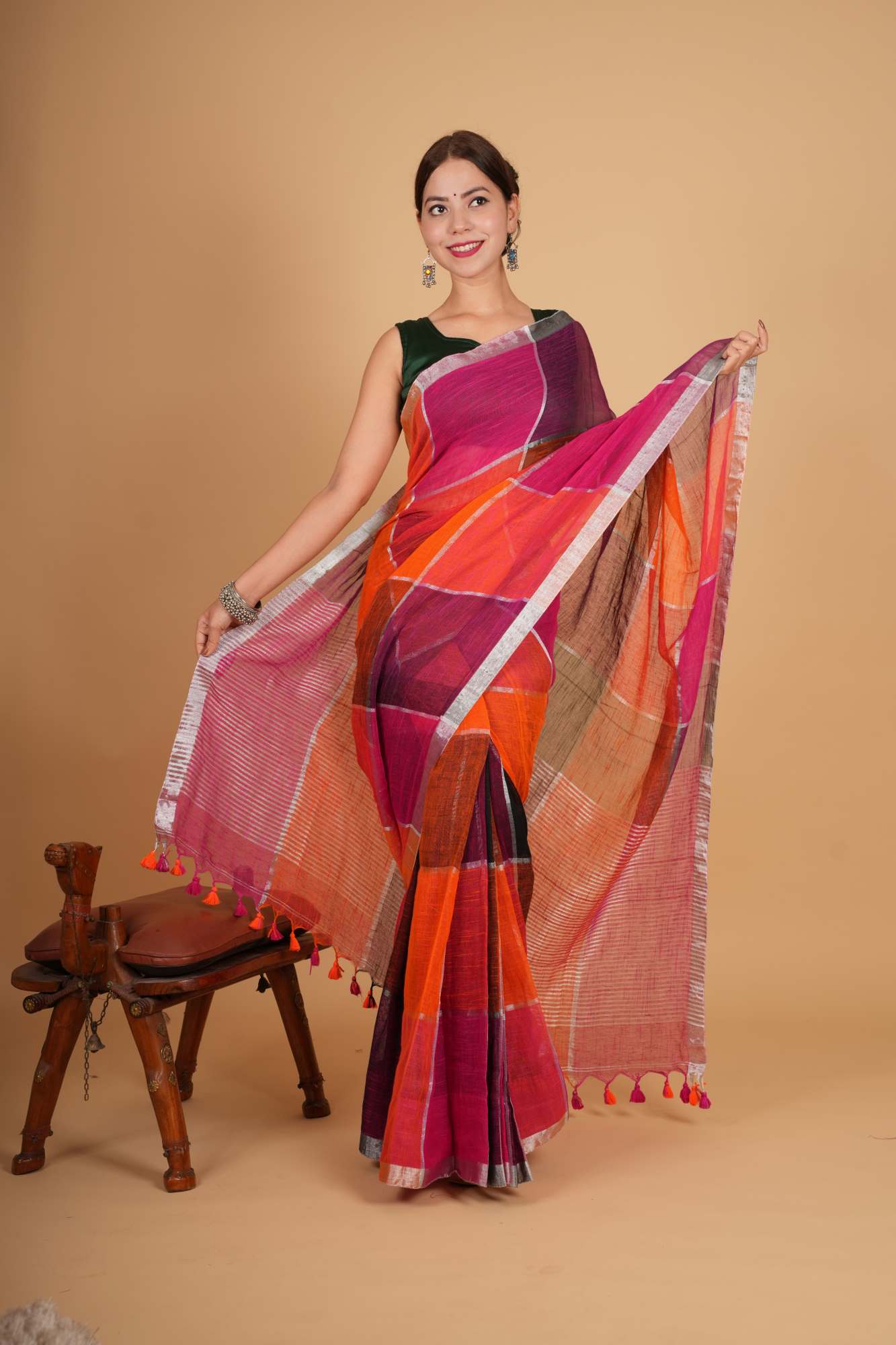 Handloom Multi Colouring Check Linen Cotton With  Tessel On Pallu Wrap in 1 minute saree