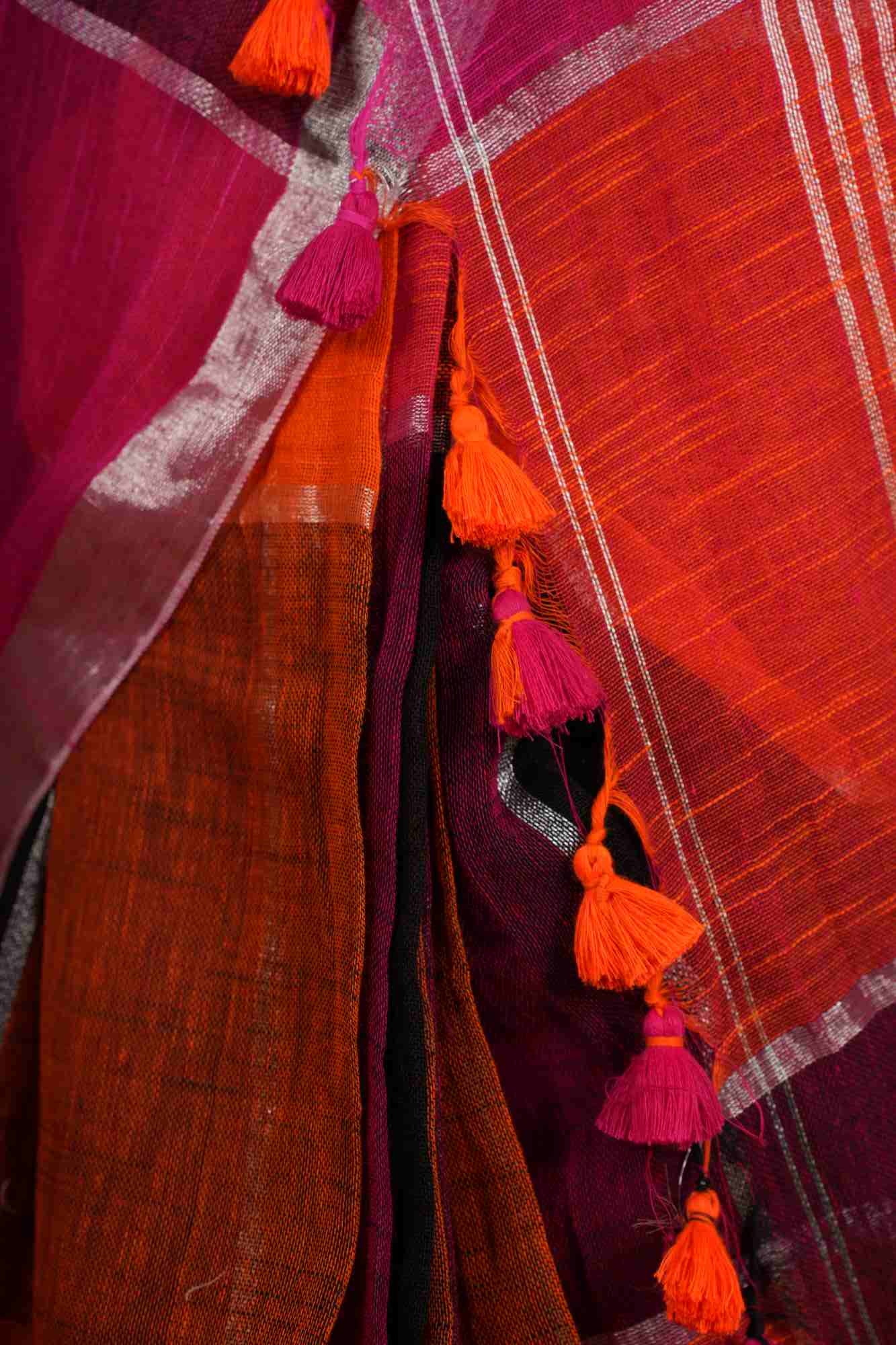 Handloom Multi Colouring Check Linen Cotton With  Tessel On Pallu Wrap in 1 minute saree